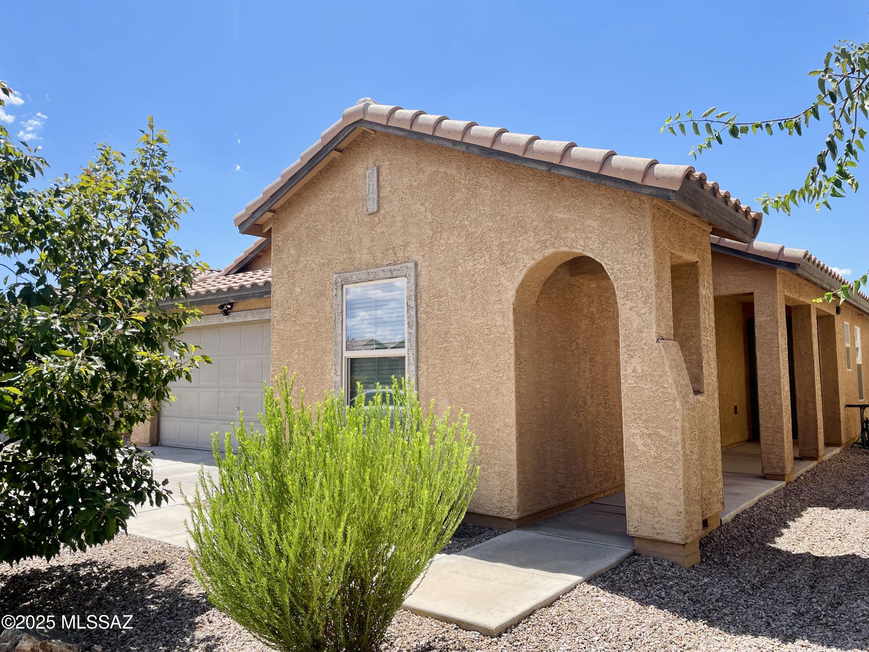 5201 E Fairy Duster Drive