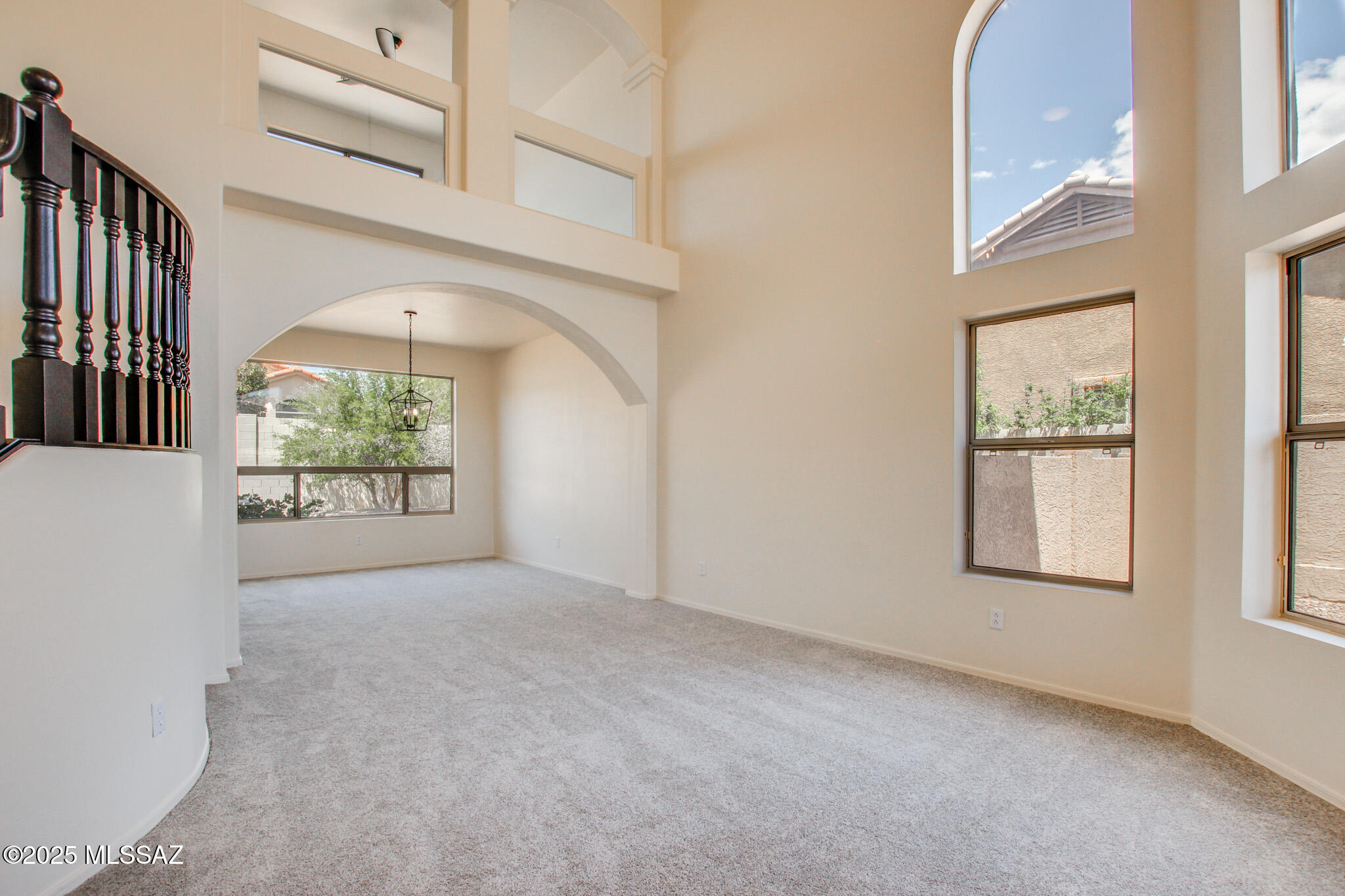 1994 W Golden Rose Place