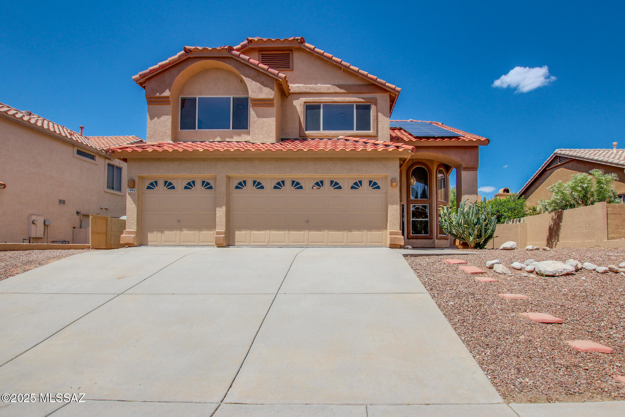 1994 W Golden Rose Place