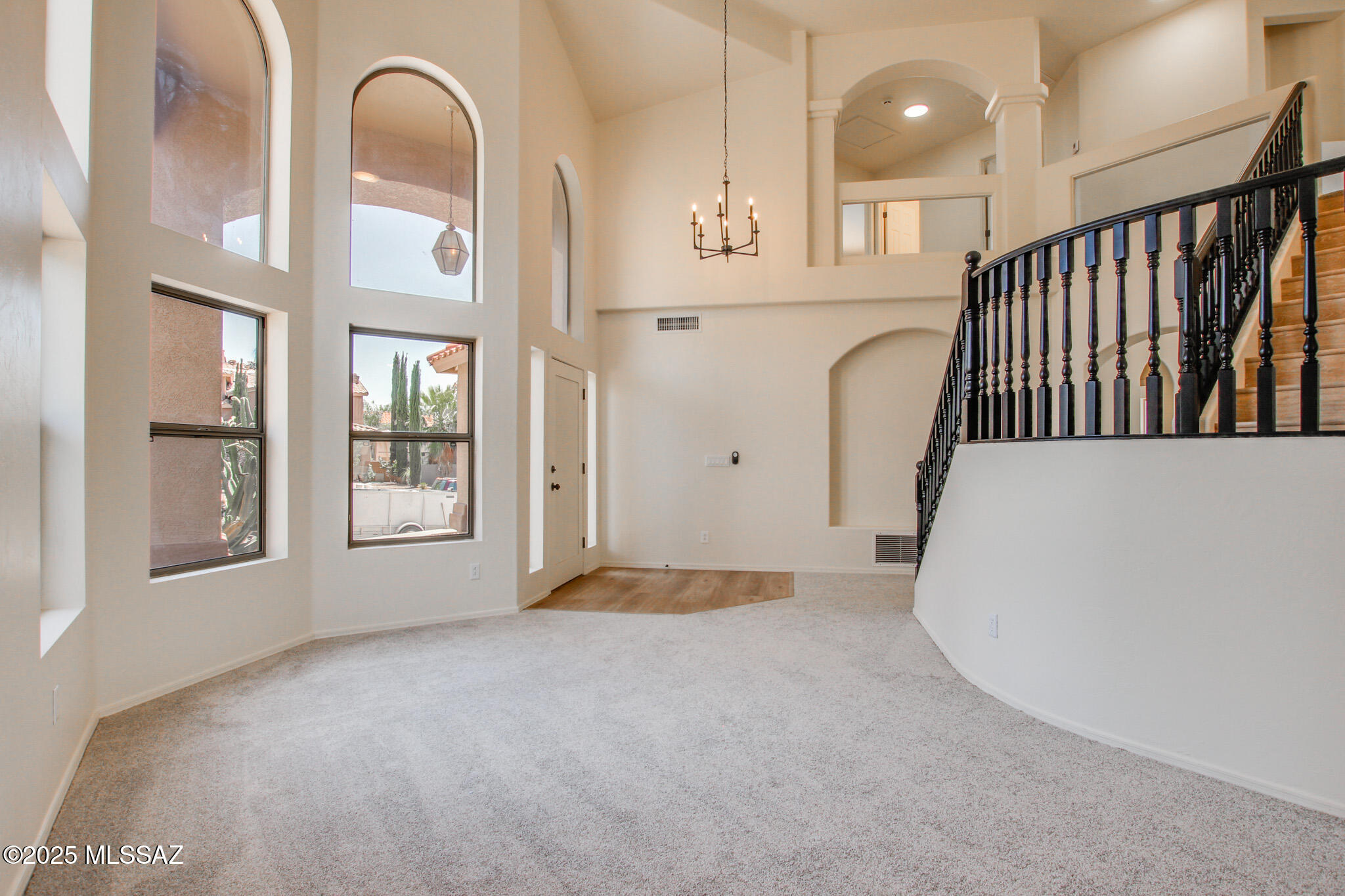 1994 W Golden Rose Place