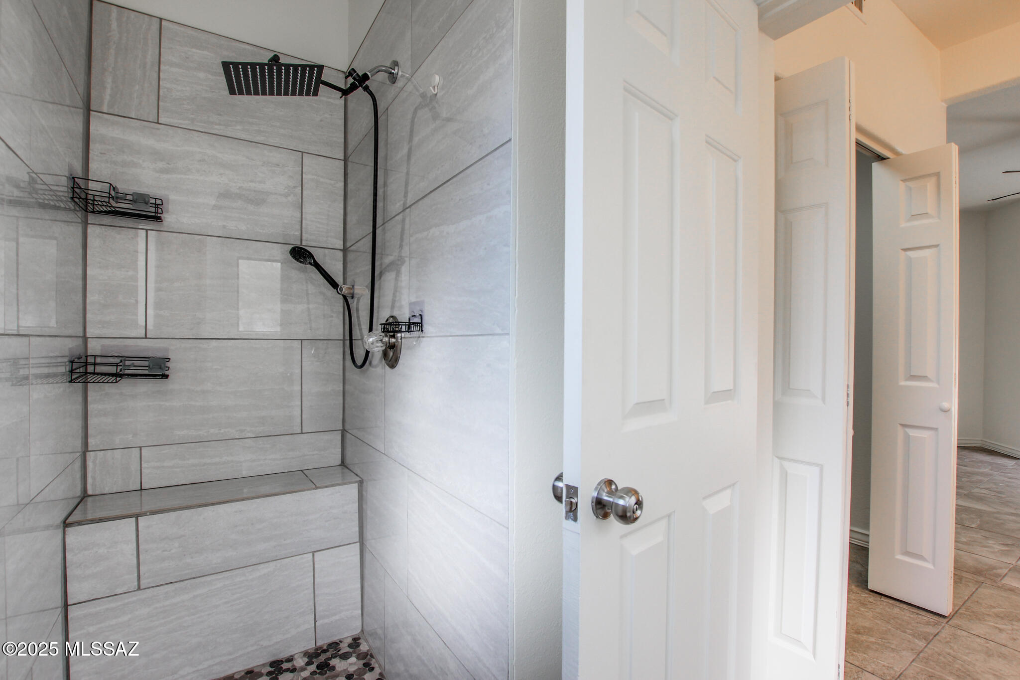 6655 N Canyon Crest Drive Unit: 15105