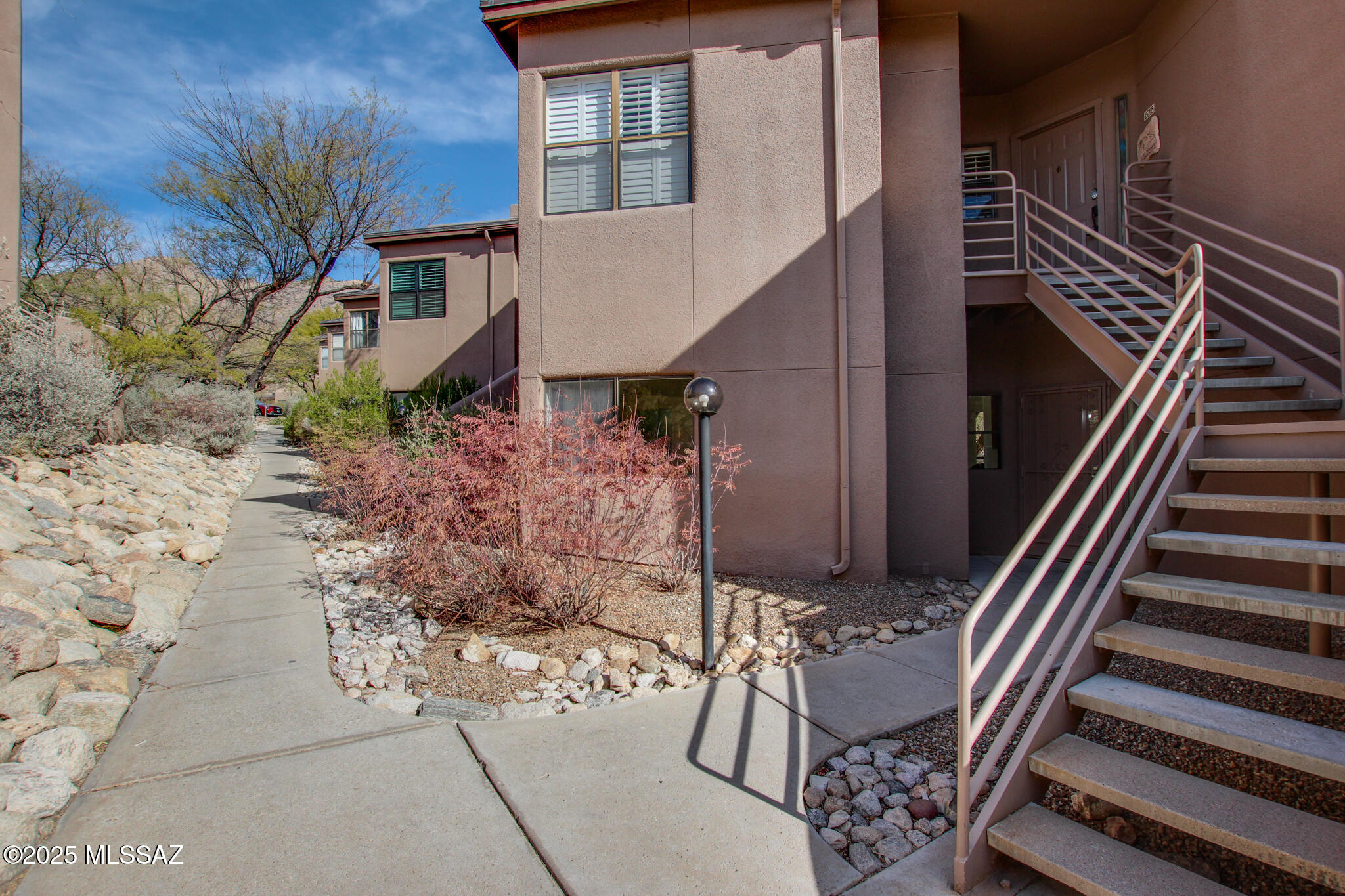 6655 N Canyon Crest Drive Unit: 15105