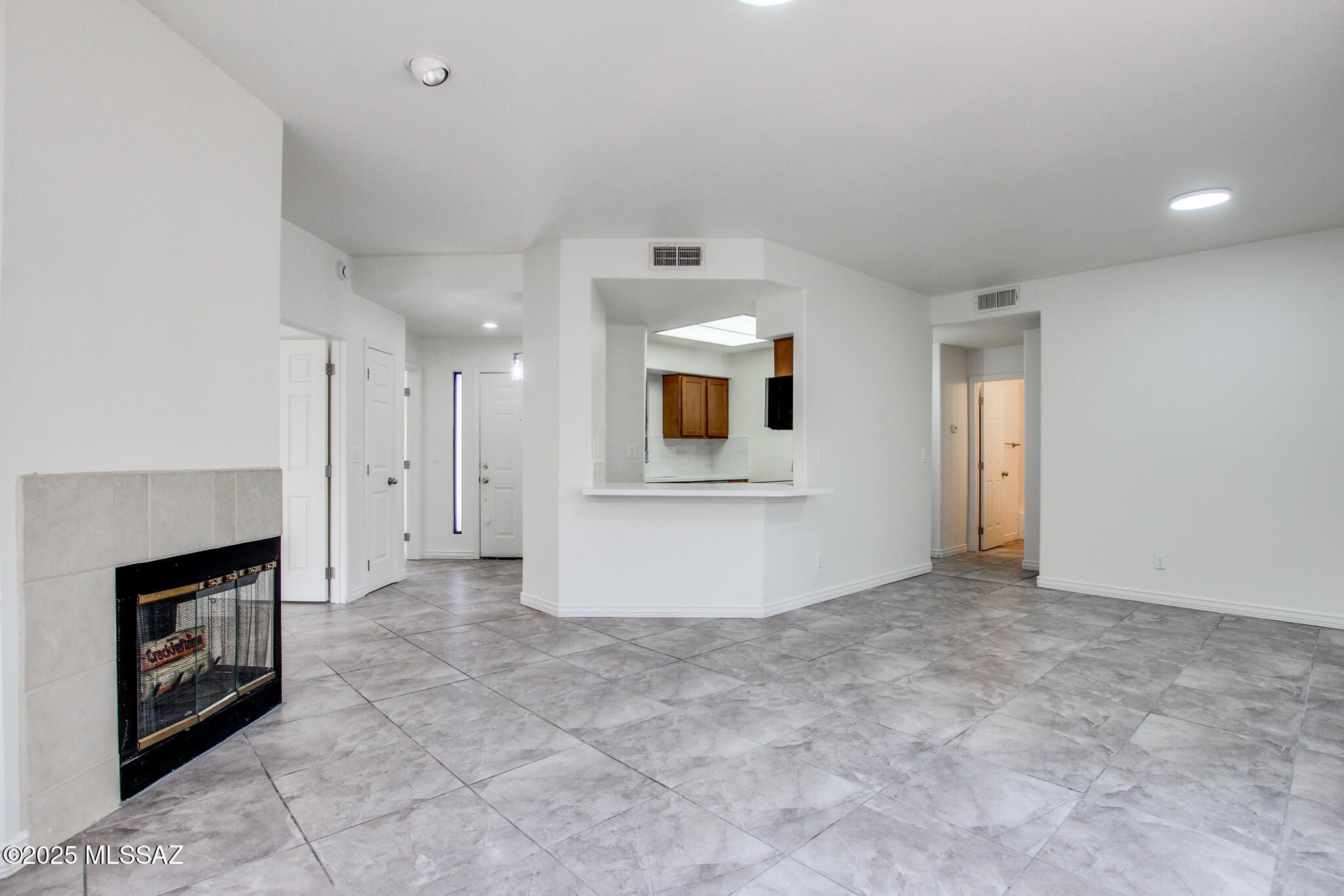 6655 N Canyon Crest Drive Unit: 15105