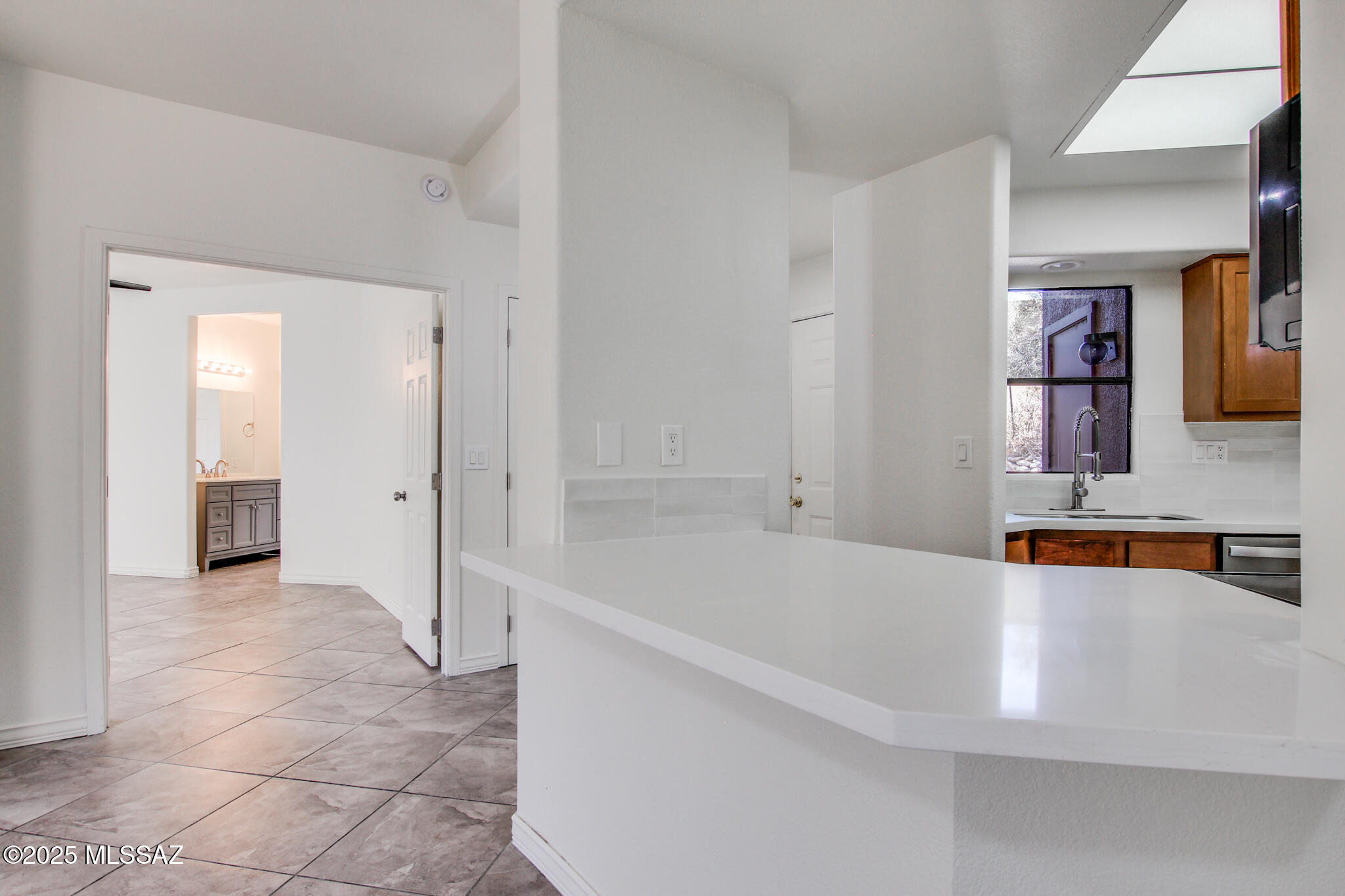 6655 N Canyon Crest Drive Unit: 15105