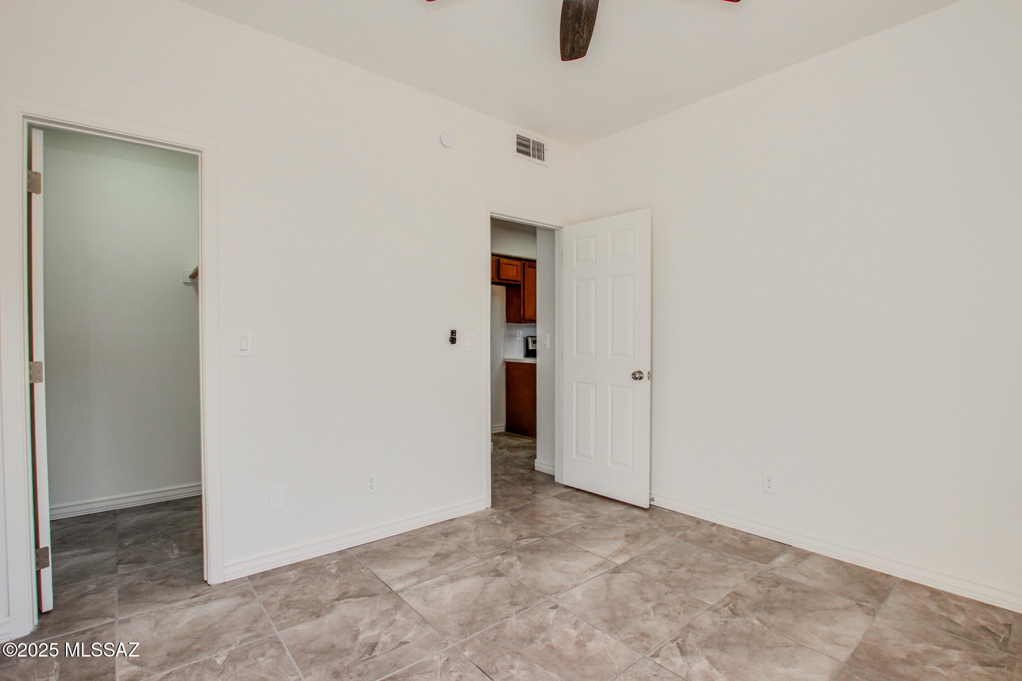 6655 N Canyon Crest Drive Unit: 15105