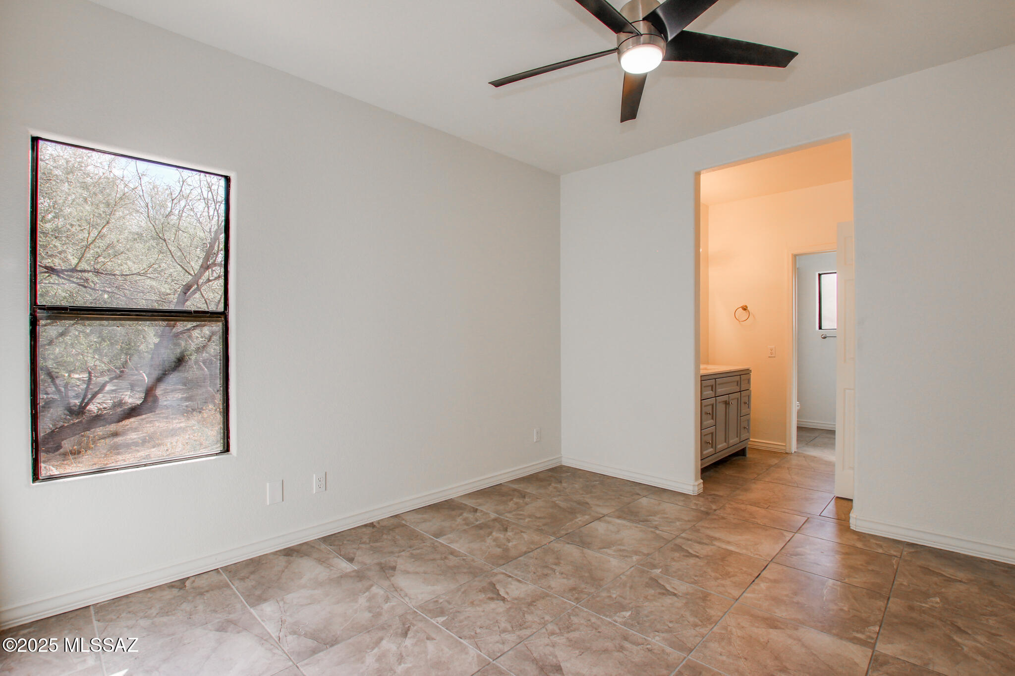 6655 N Canyon Crest Drive Unit: 15105