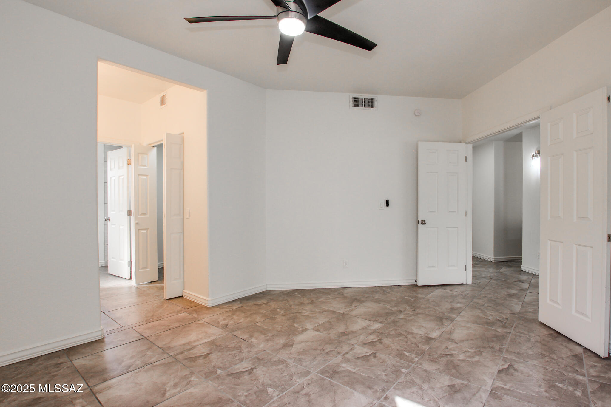 6655 N Canyon Crest Drive Unit: 15105