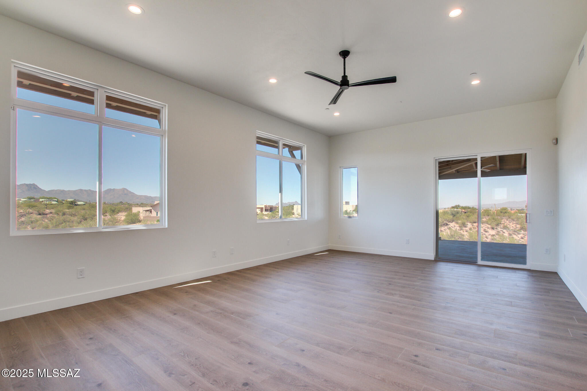 2750 W Black Cloud Court