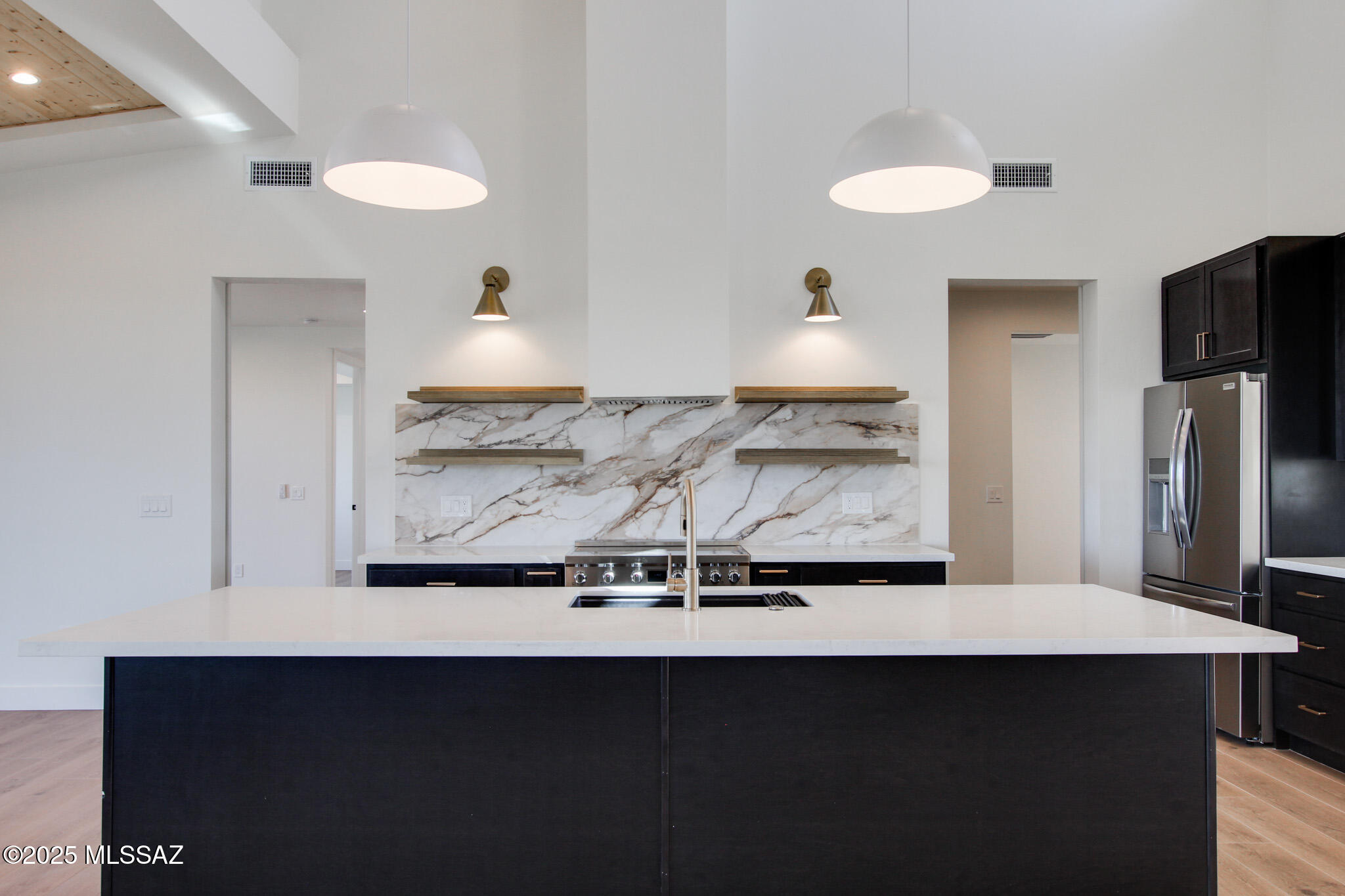 2750 W Black Cloud Court