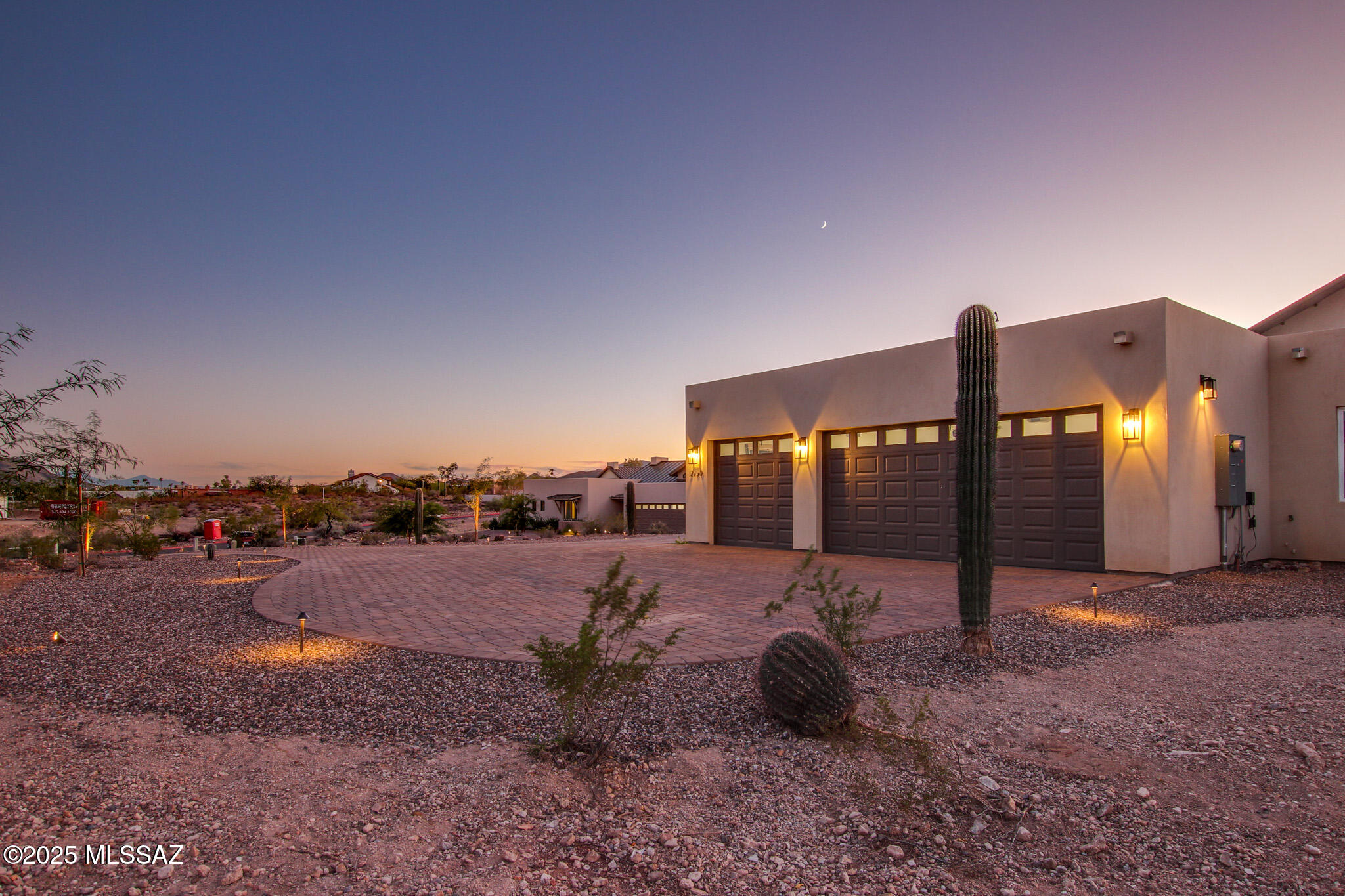 2750 W Black Cloud Court