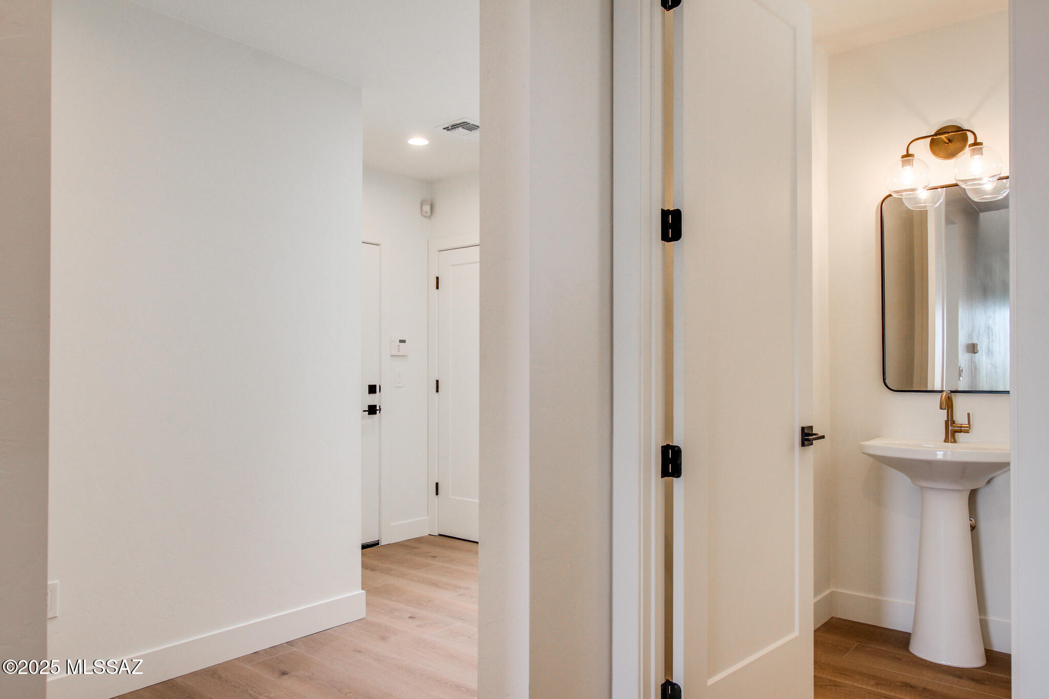 2750 W Black Cloud Court