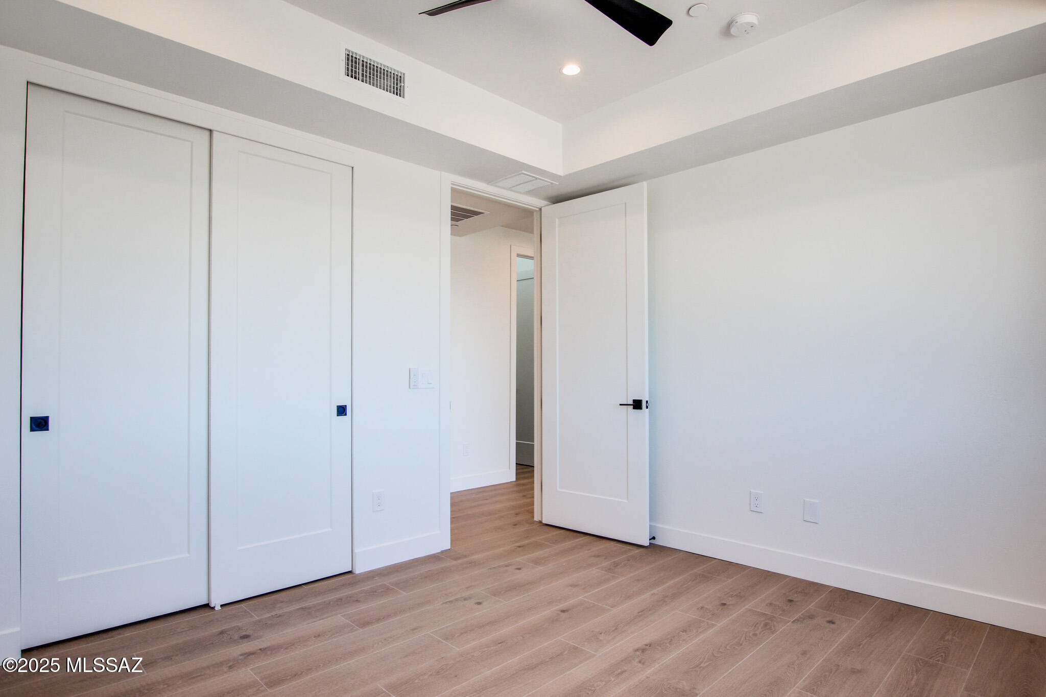 2750 W Black Cloud Court