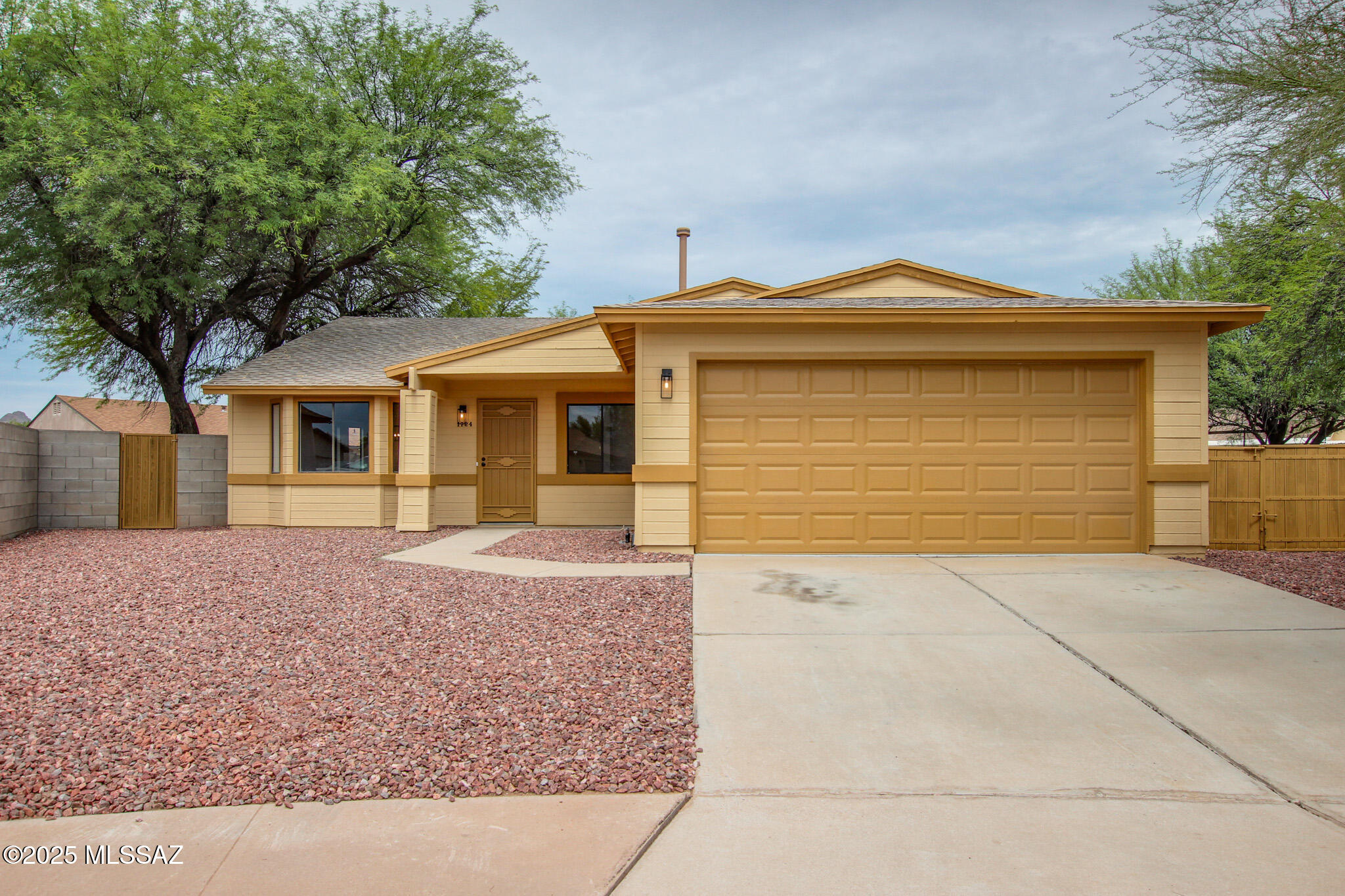 1724 W Haywood Place