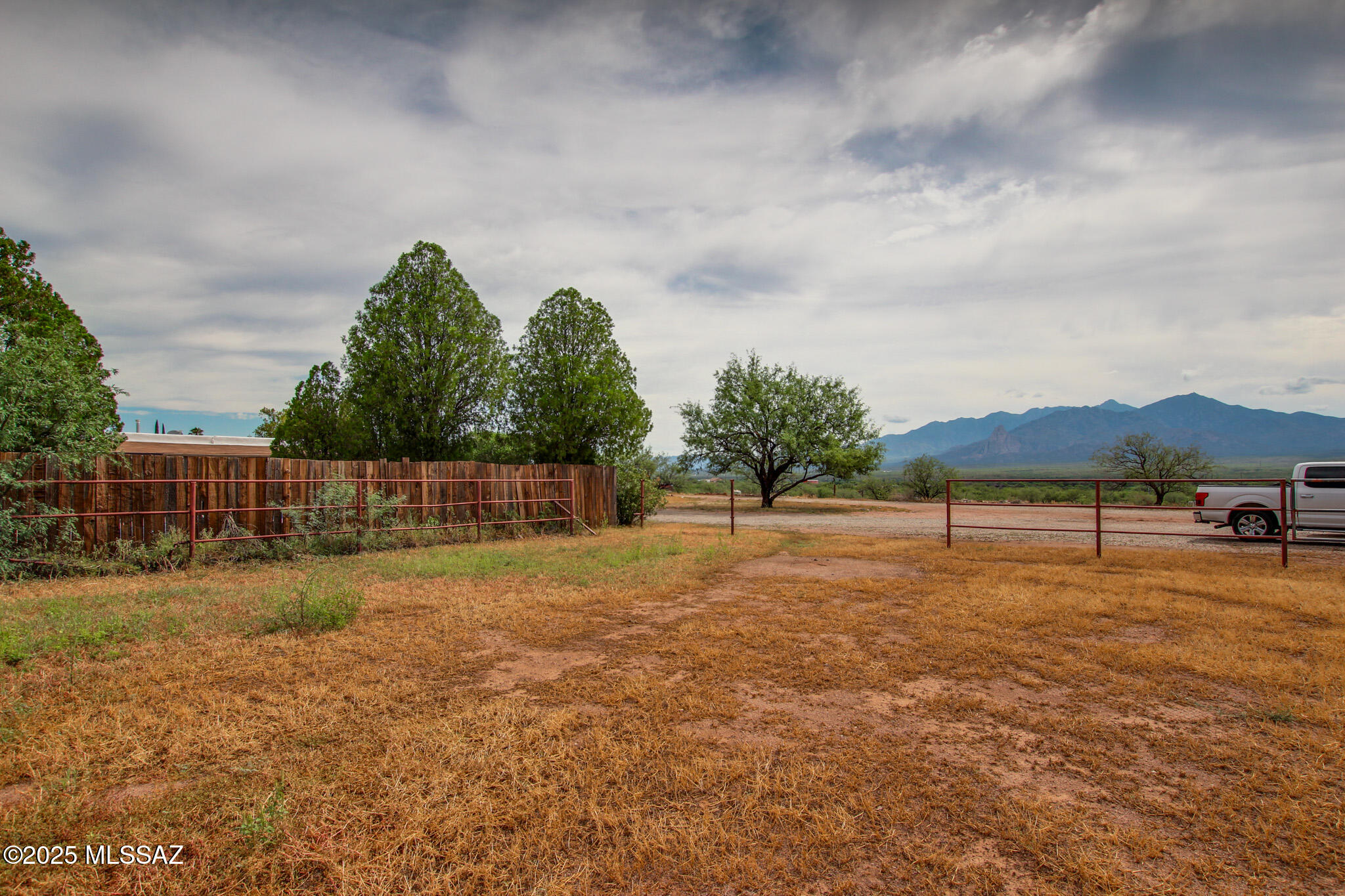 28600 S Nogales Highway