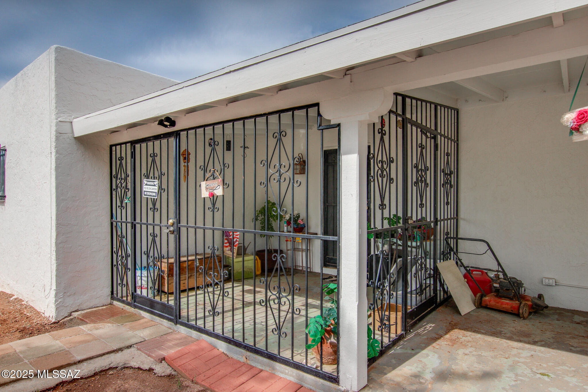 28600 S Nogales Highway