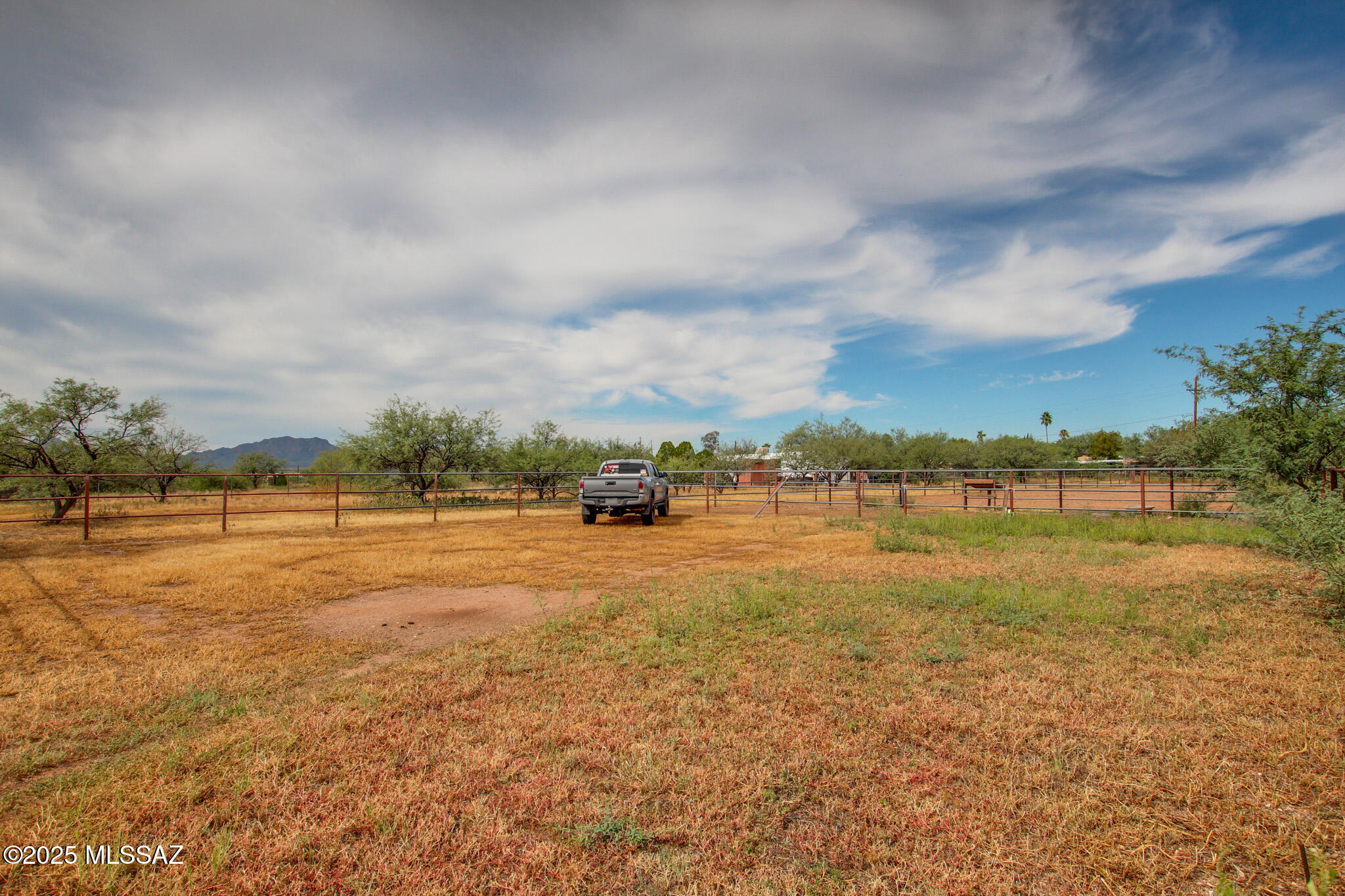 28600 S Nogales Highway