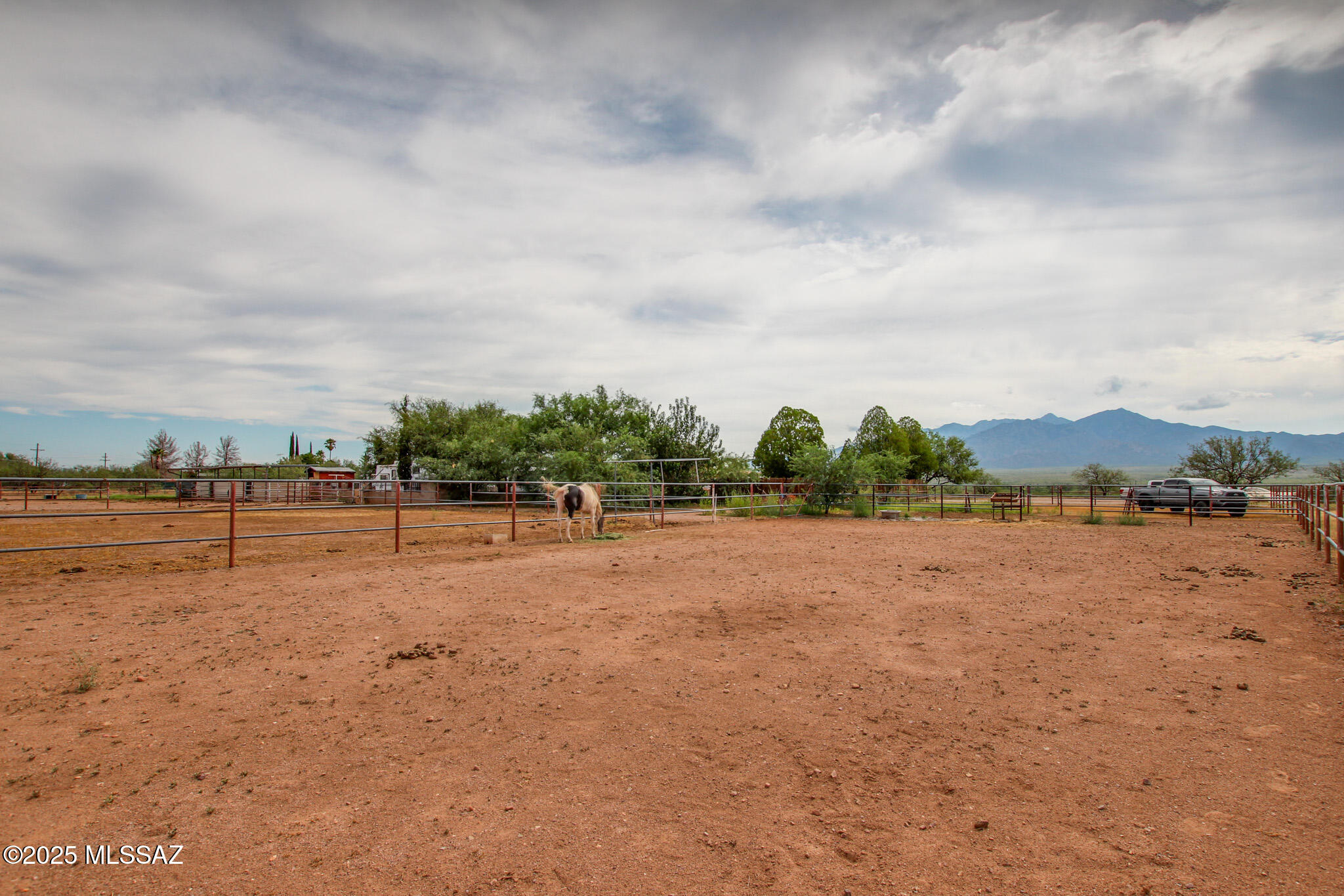 28600 S Nogales Highway