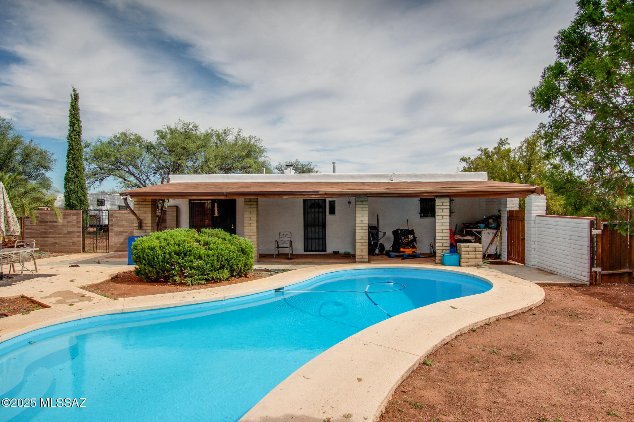 28600 S Nogales Highway