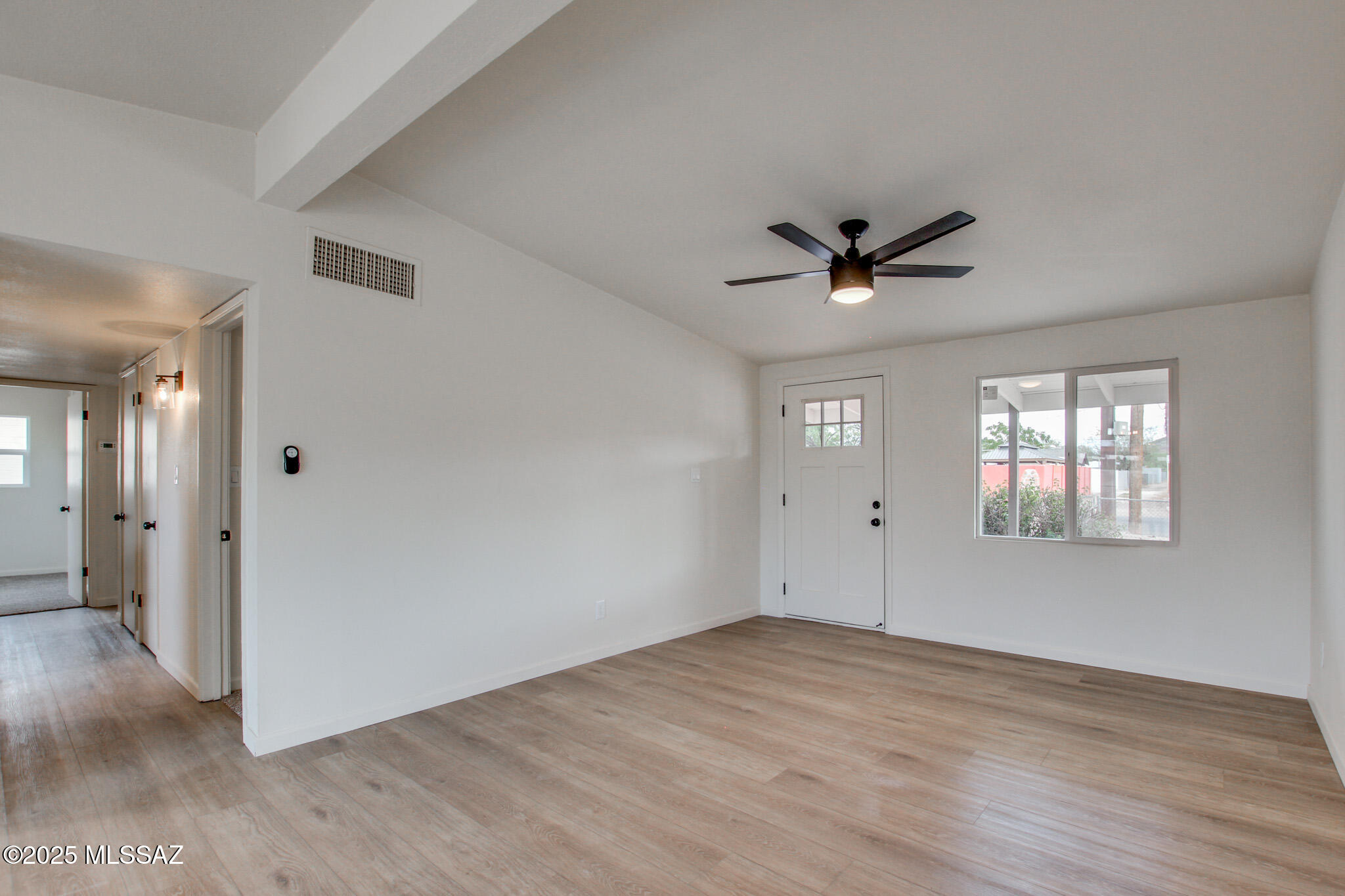 1220 W Fresno Street