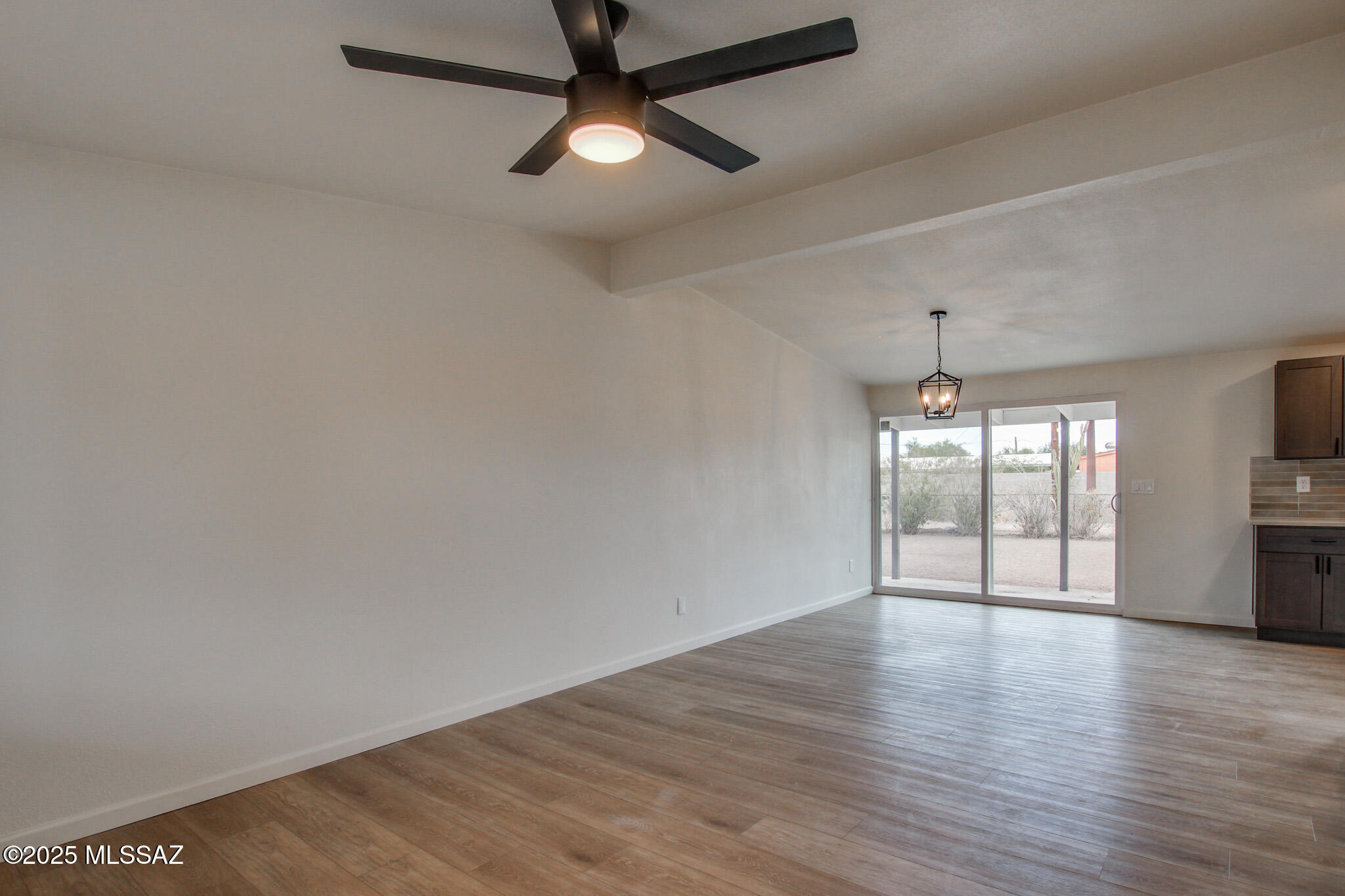 1220 W Fresno Street