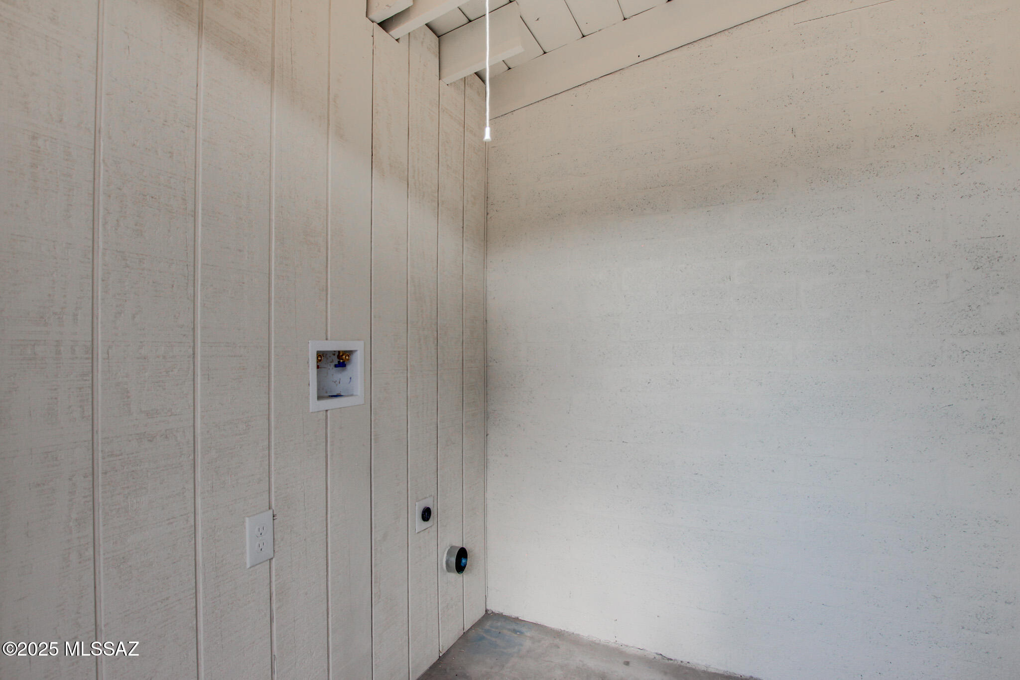 1220 W Fresno Street