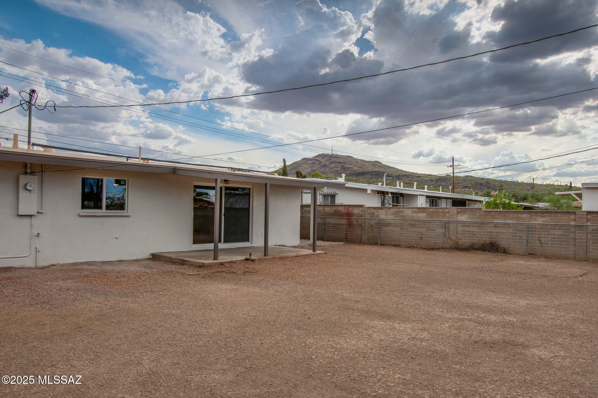 1220 W Fresno Street