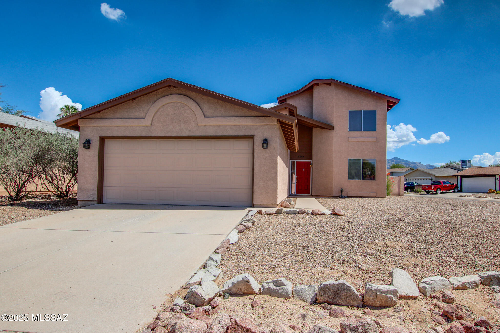 9266 N Hampshire Drive