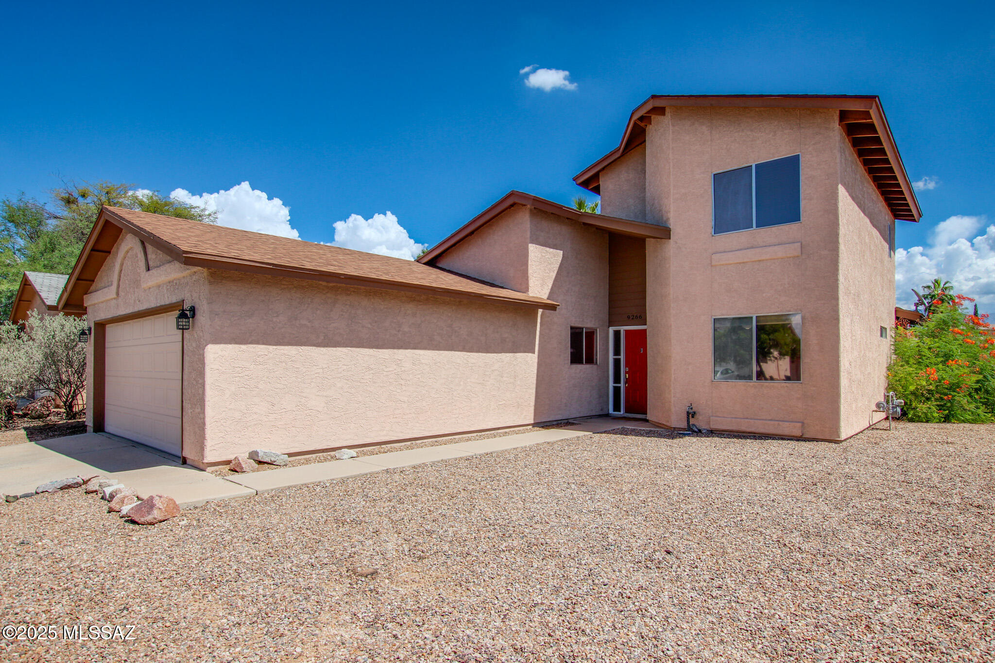 9266 N Hampshire Drive