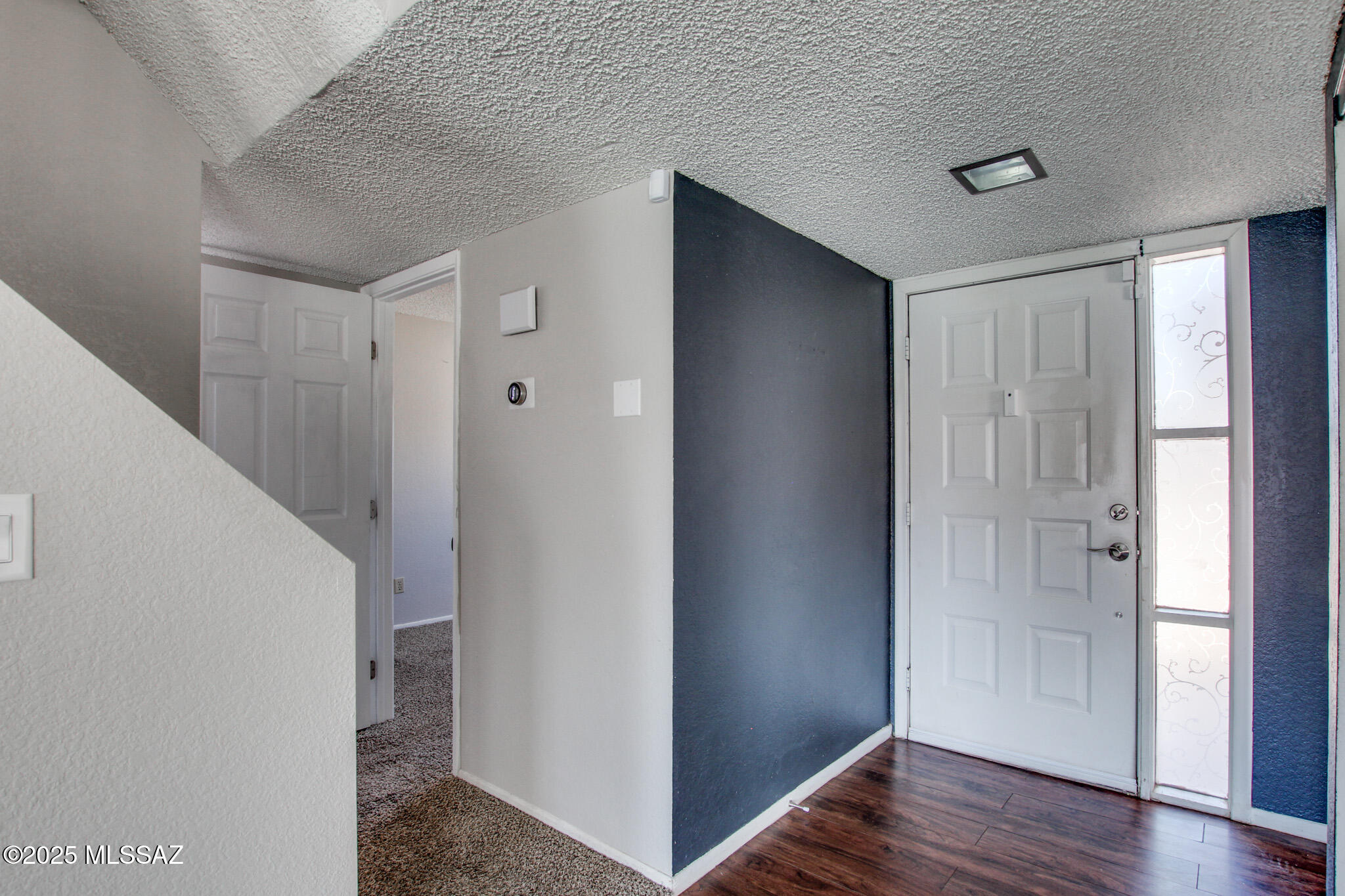 9266 N Hampshire Drive