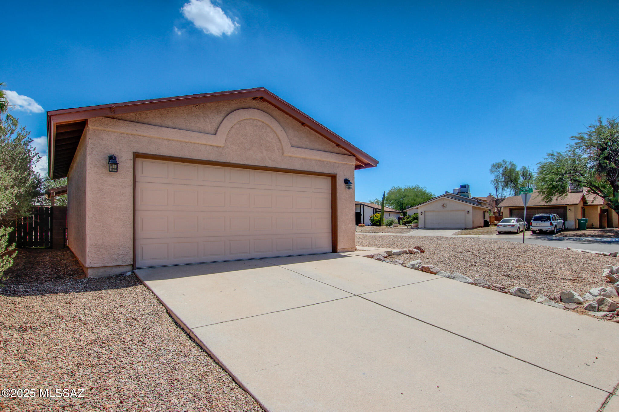 9266 N Hampshire Drive