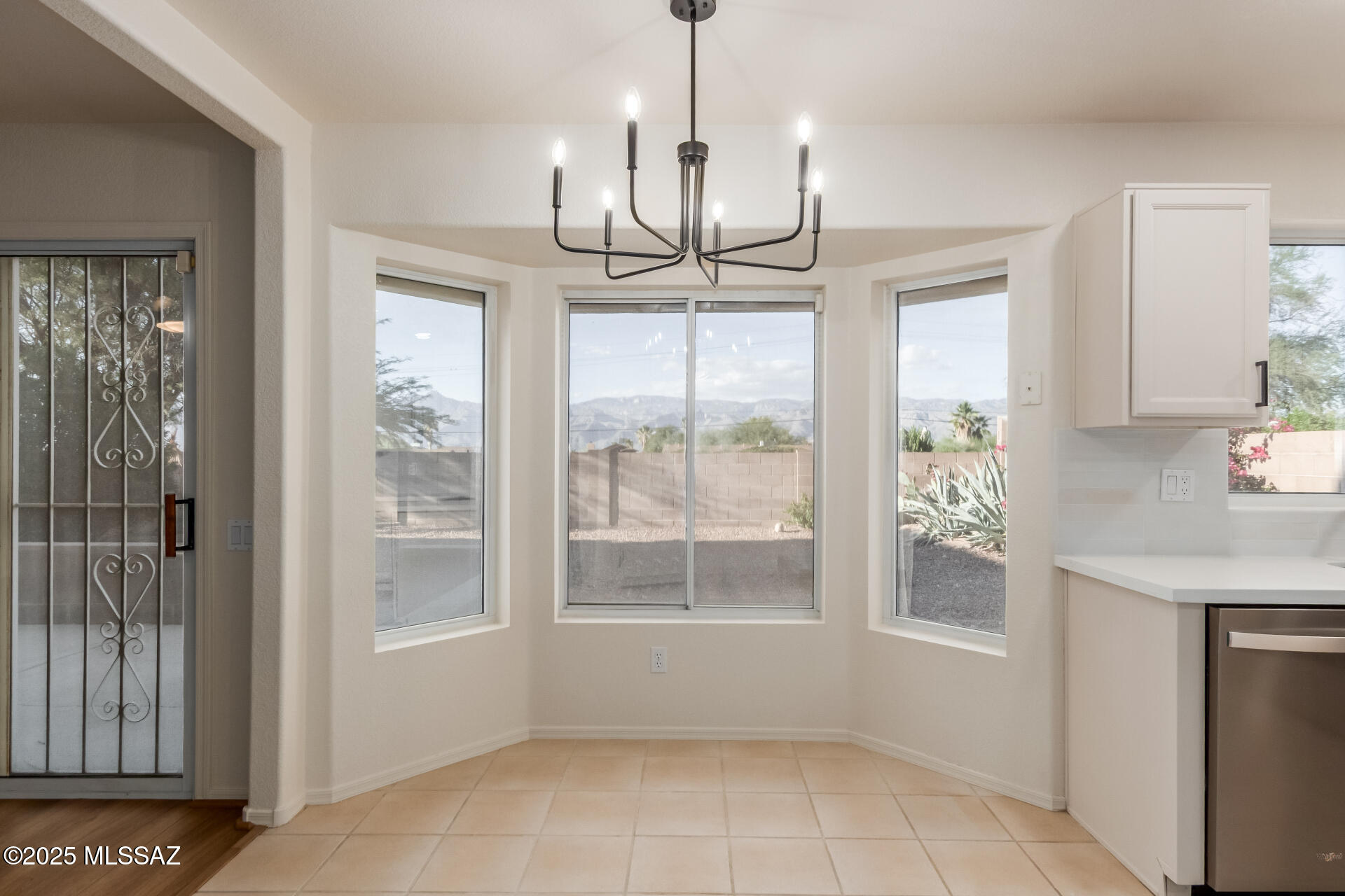 10161 E Queensgate Way