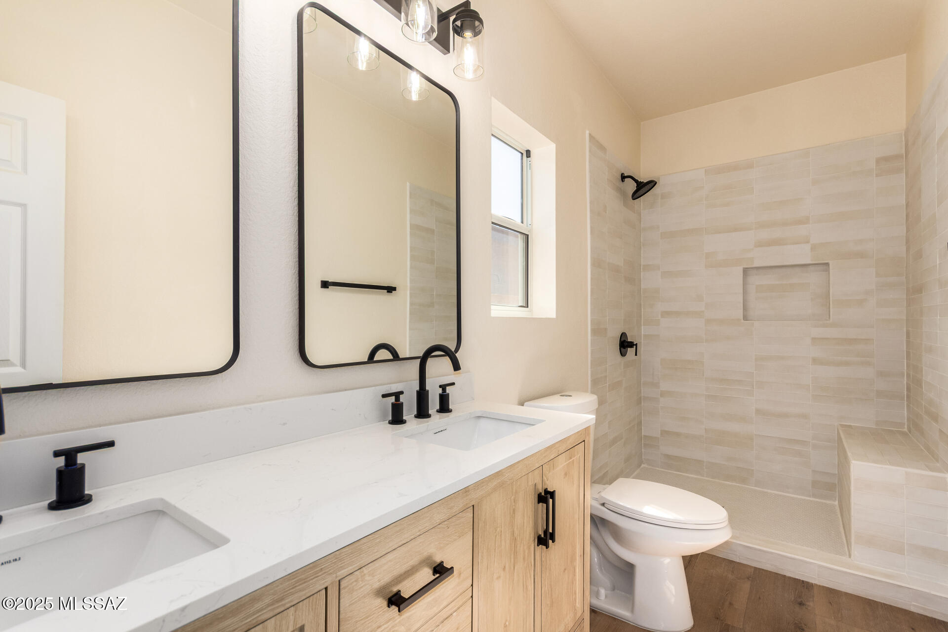 3368 N Pebble Rapids Place