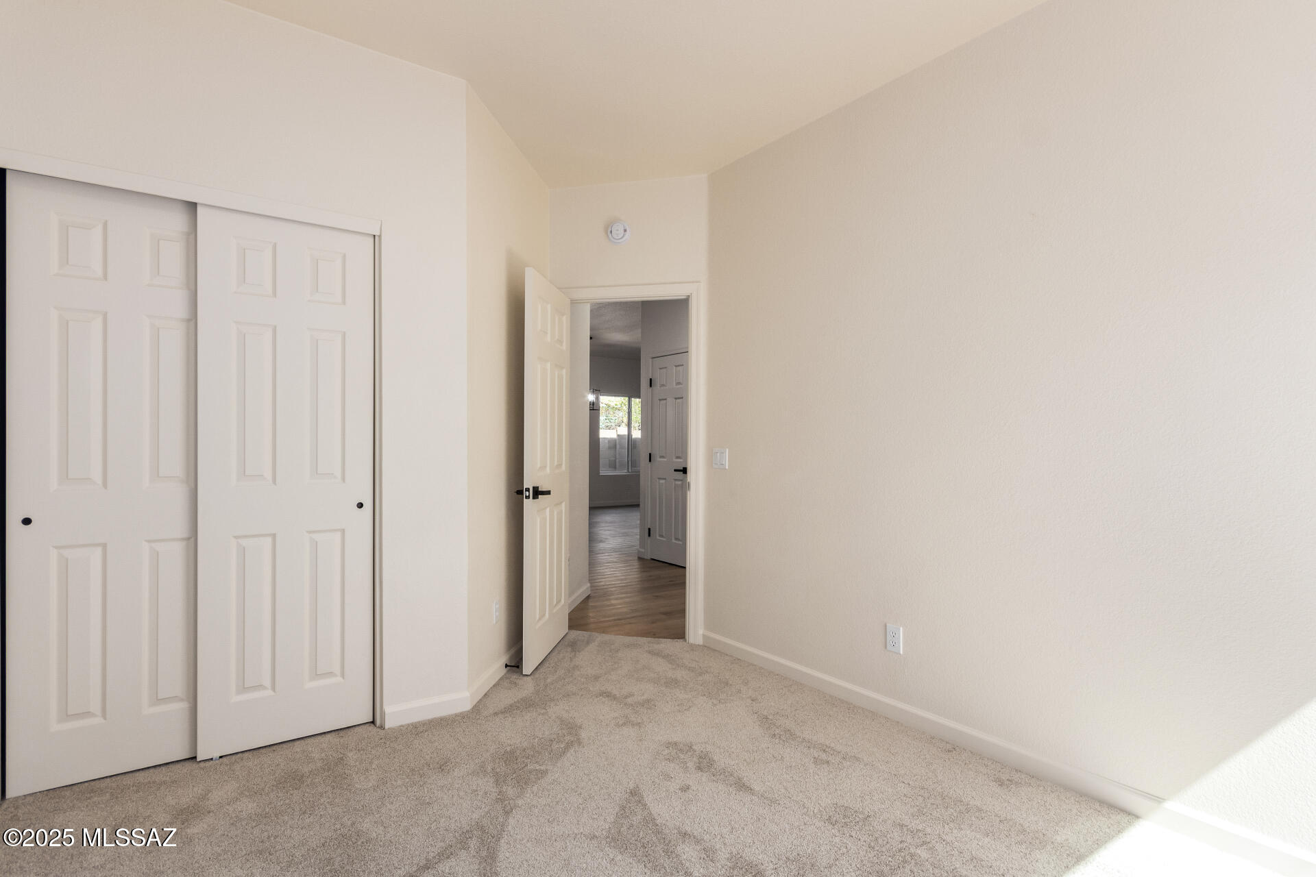 3368 N Pebble Rapids Place