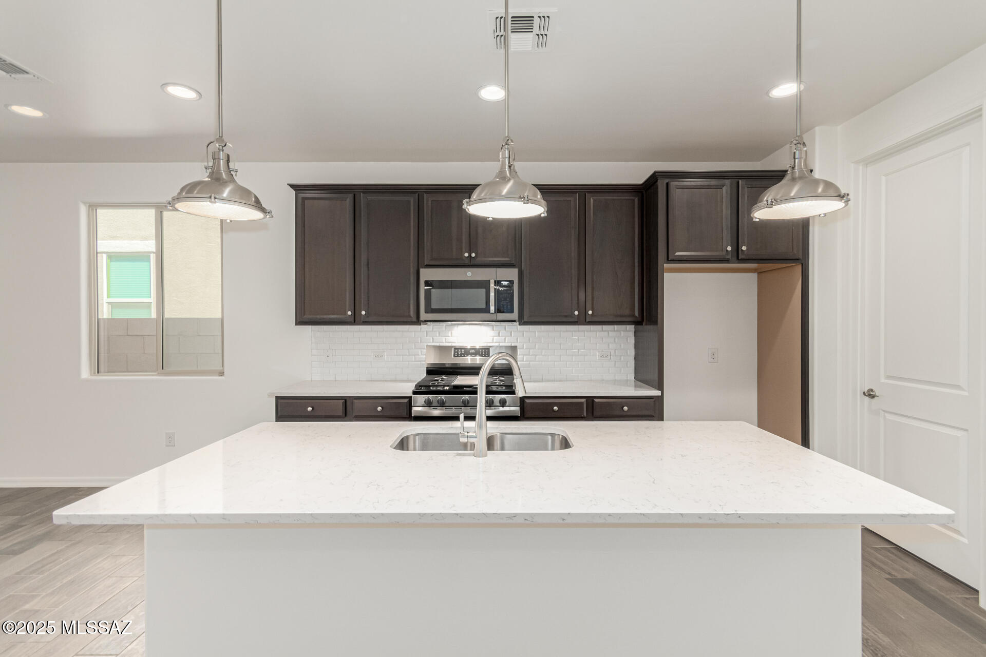 6485 E Via Jardin Verde