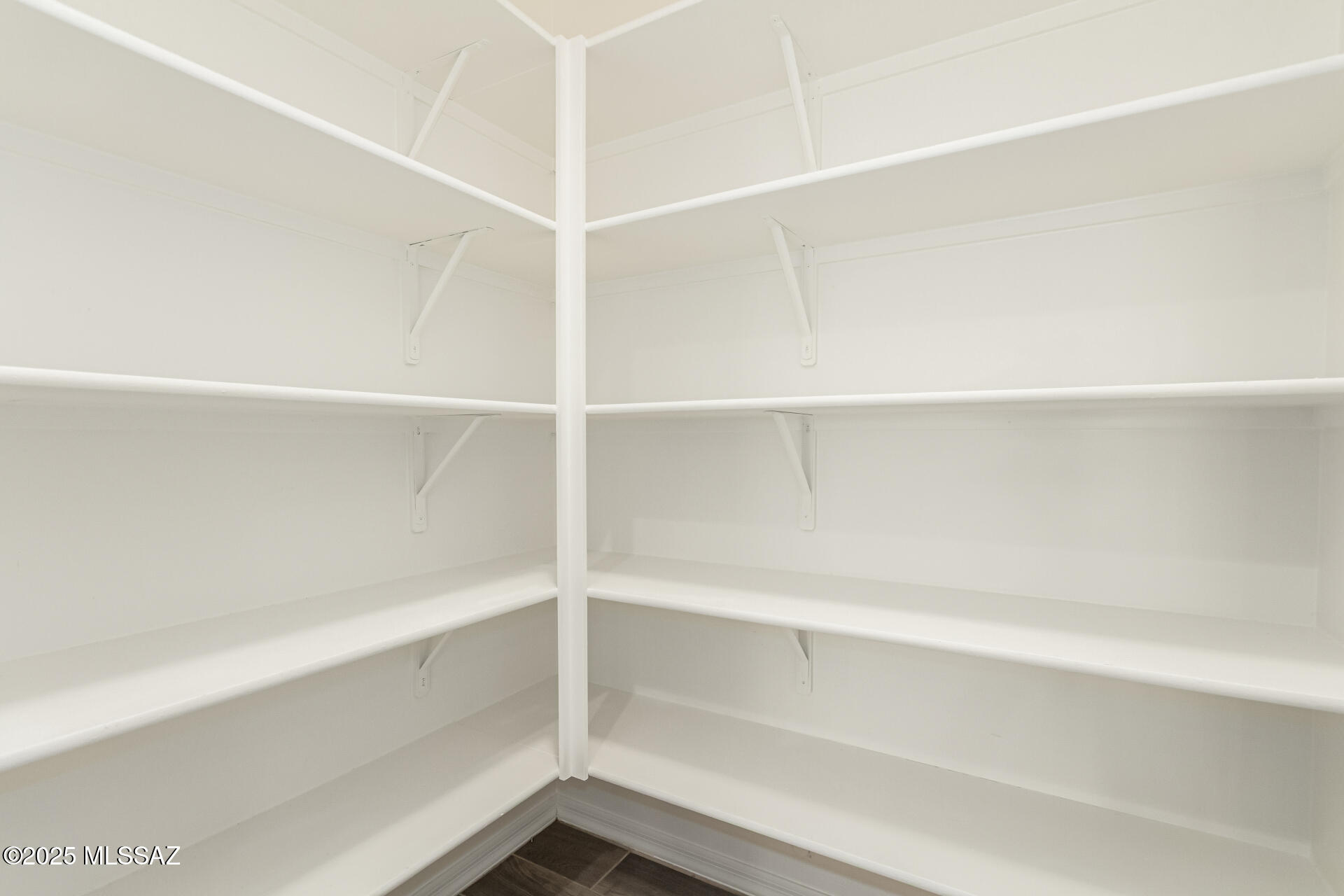 6485 E Via Jardin Verde