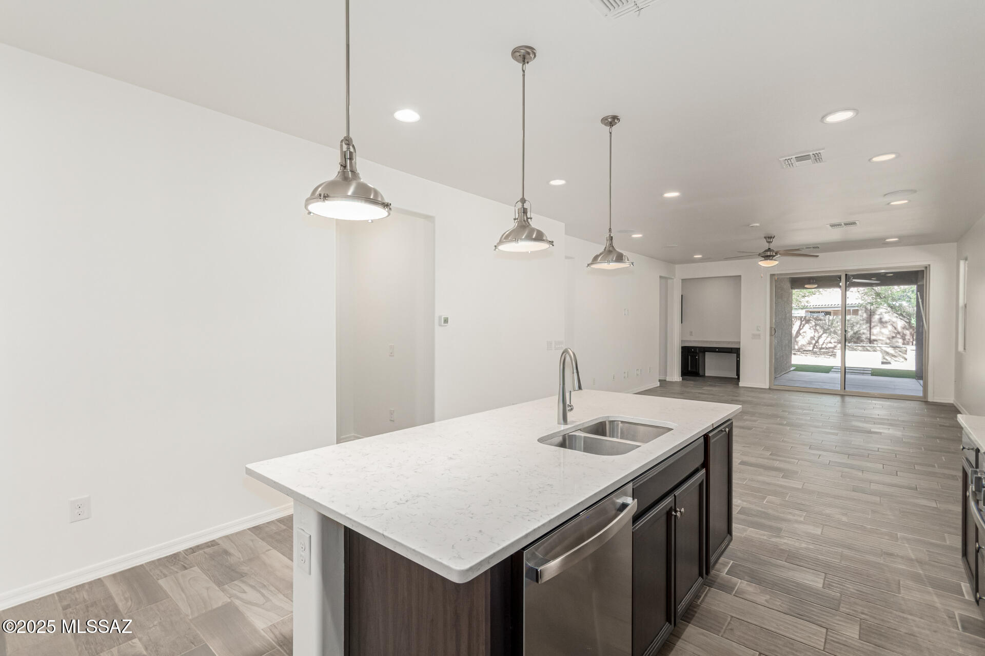 6485 E Via Jardin Verde