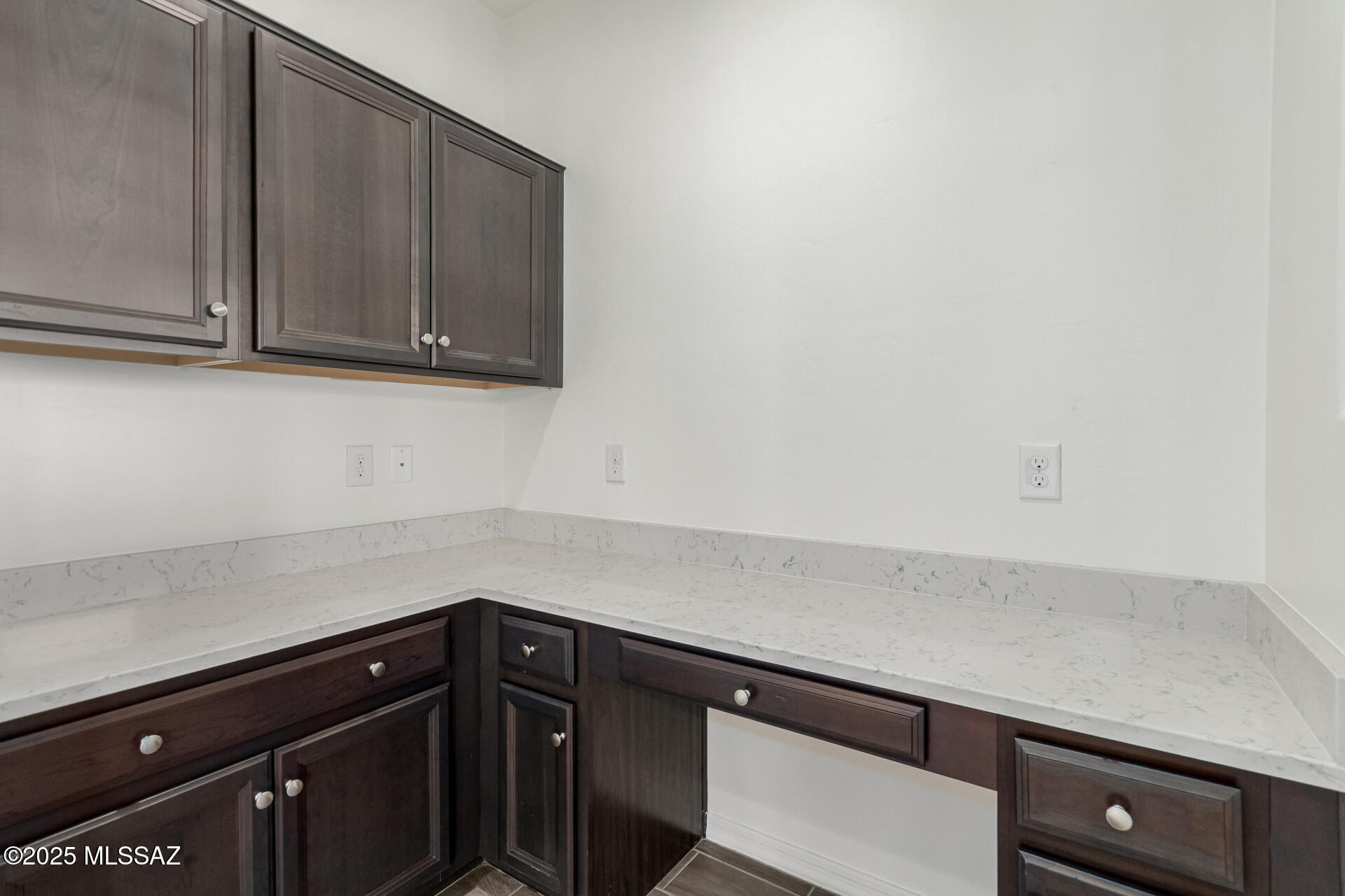 6485 E Via Jardin Verde