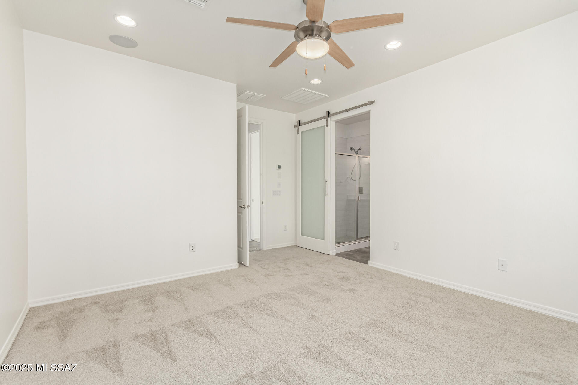 6485 E Via Jardin Verde