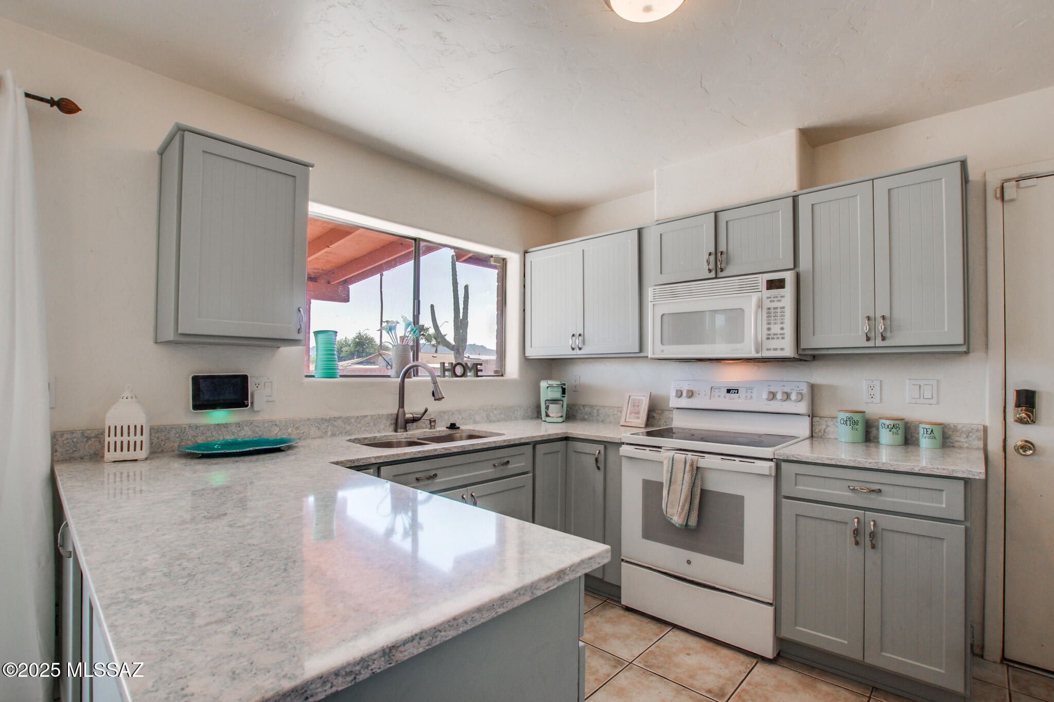 3725 W Brambly Drive