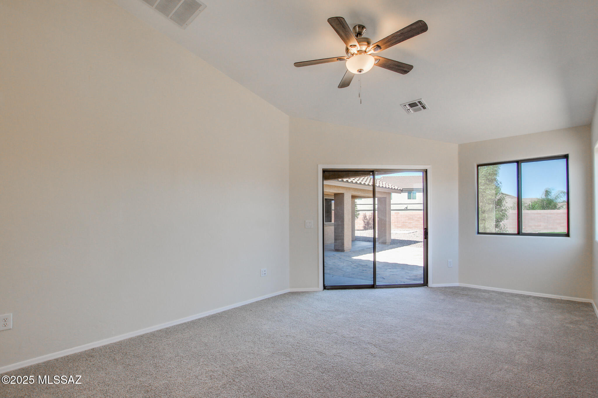 1091 E Providence Canyon Drive