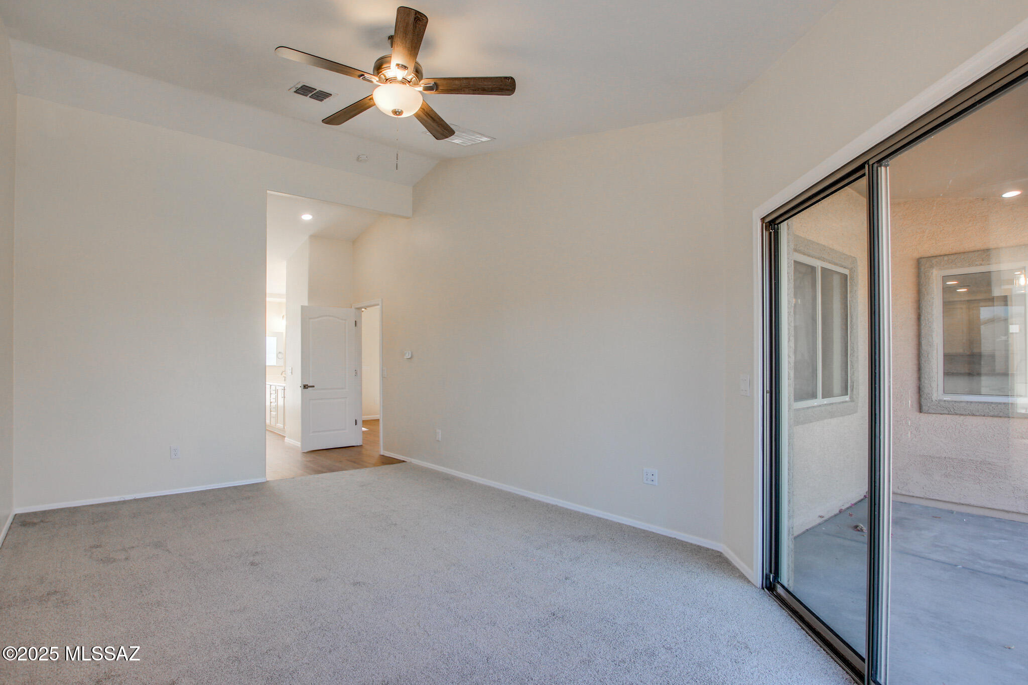 1091 E Providence Canyon Drive