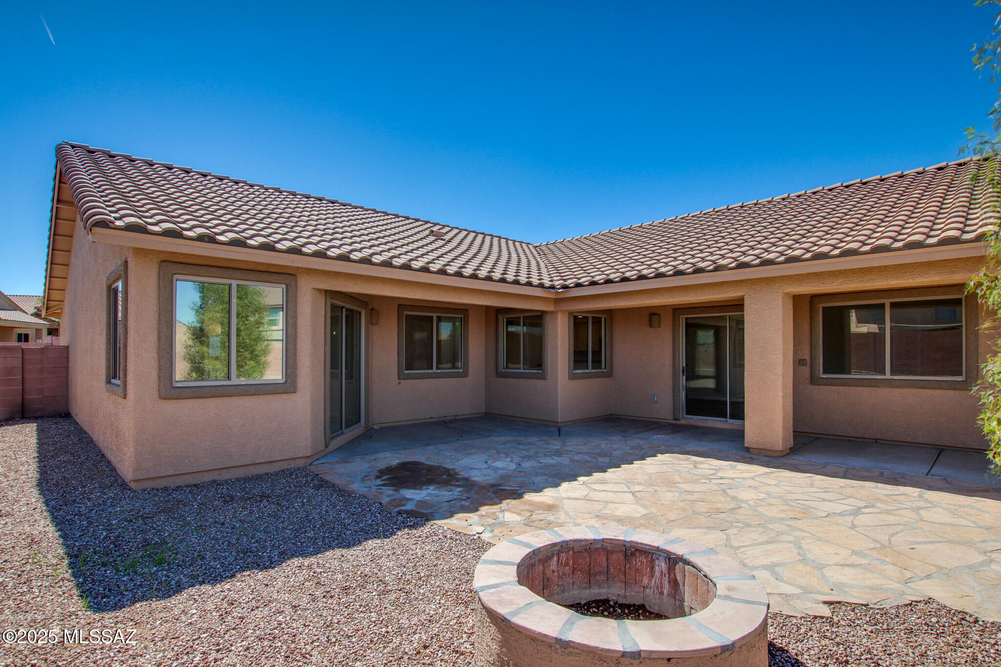 1091 E Providence Canyon Drive