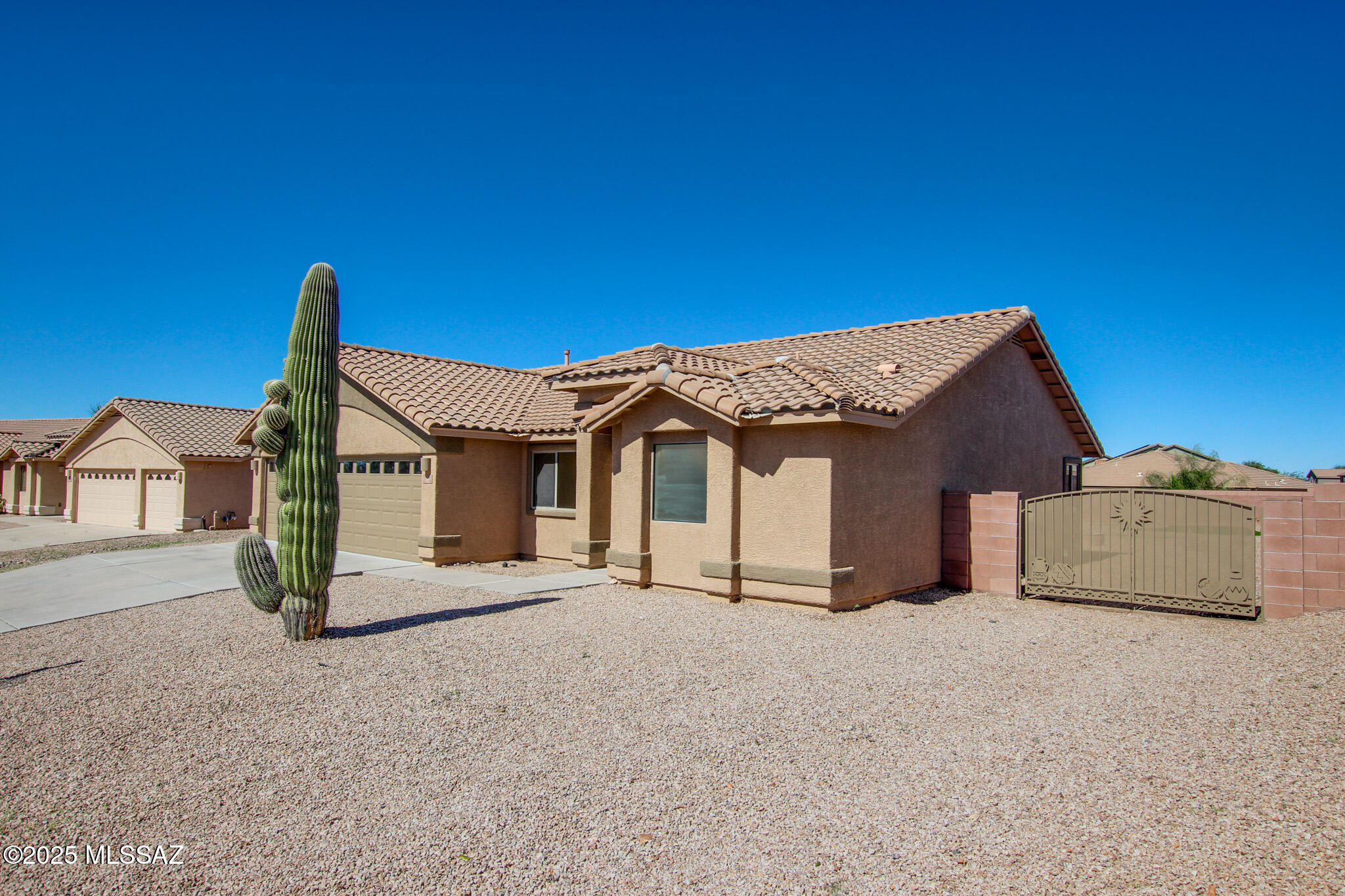 1091 E Providence Canyon Drive