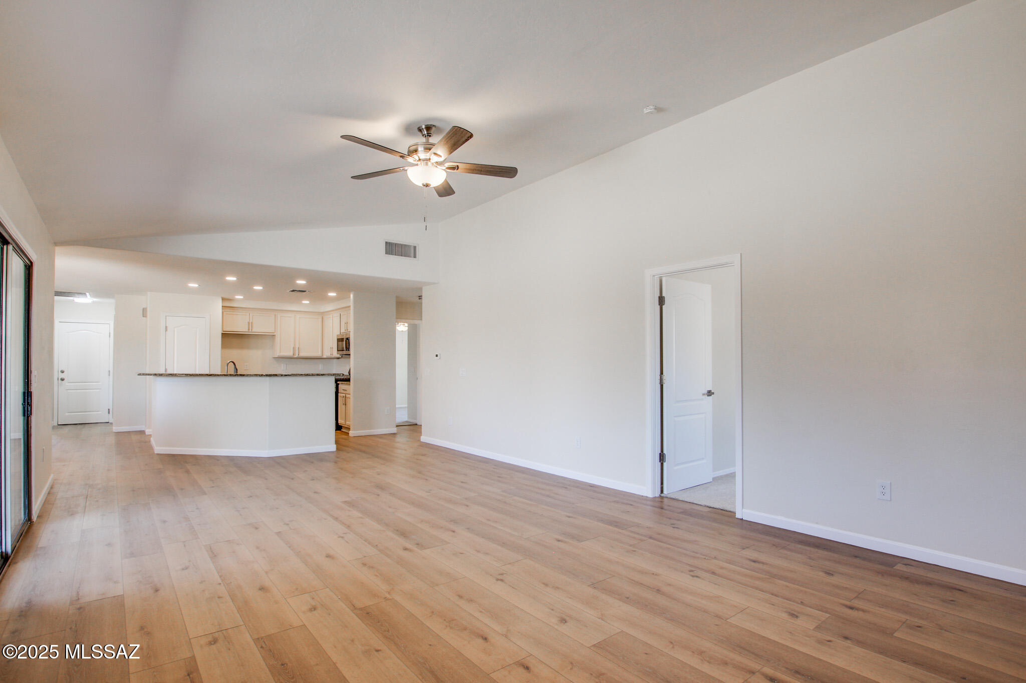 1091 E Providence Canyon Drive