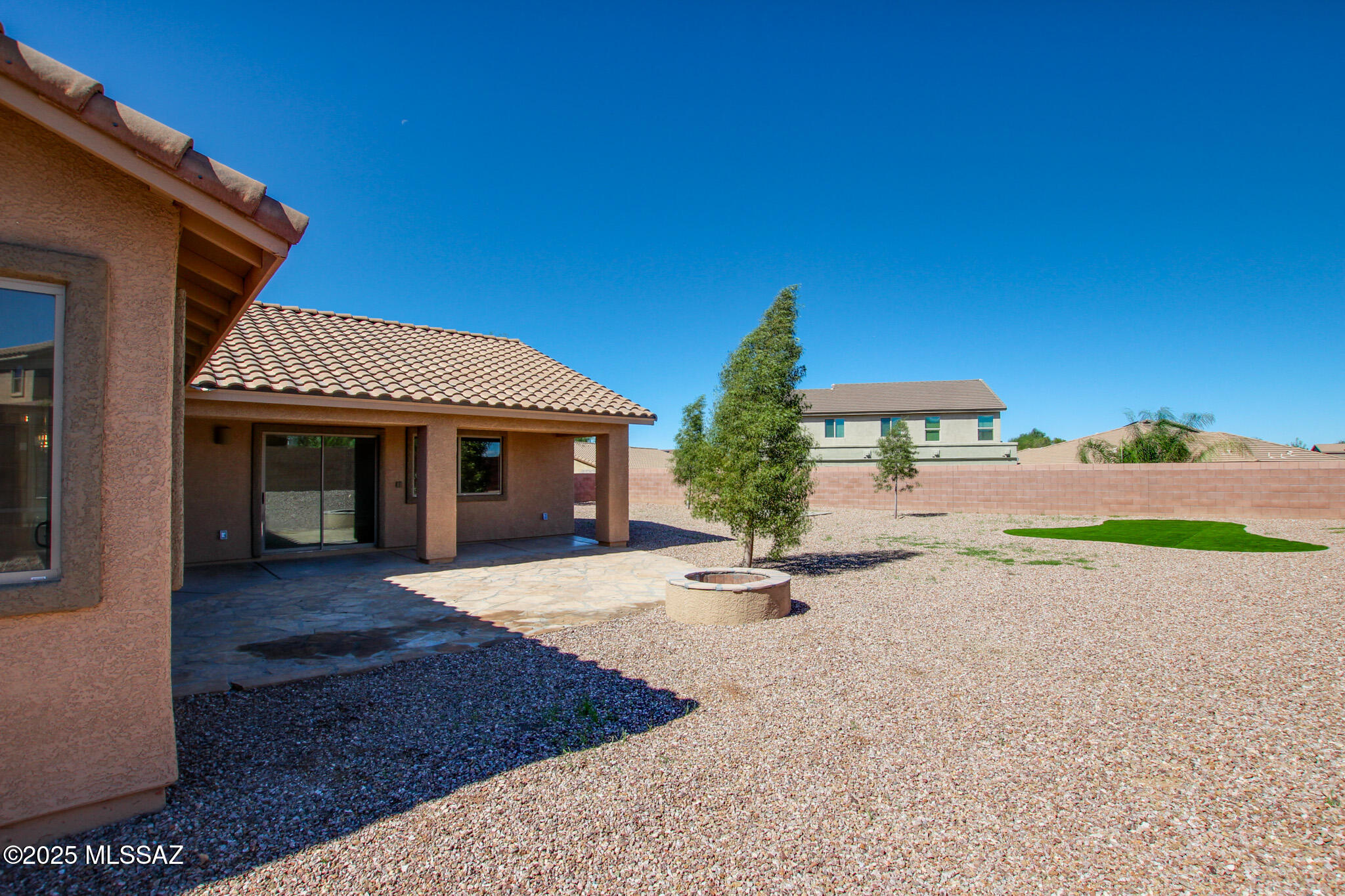 1091 E Providence Canyon Drive