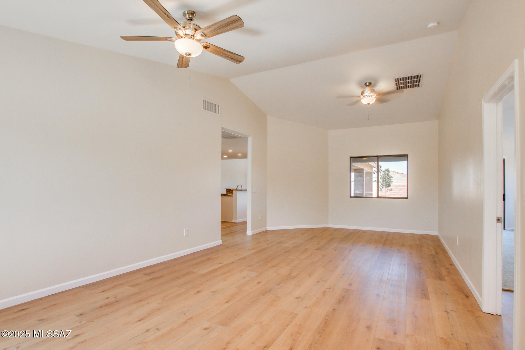 1091 E Providence Canyon Drive