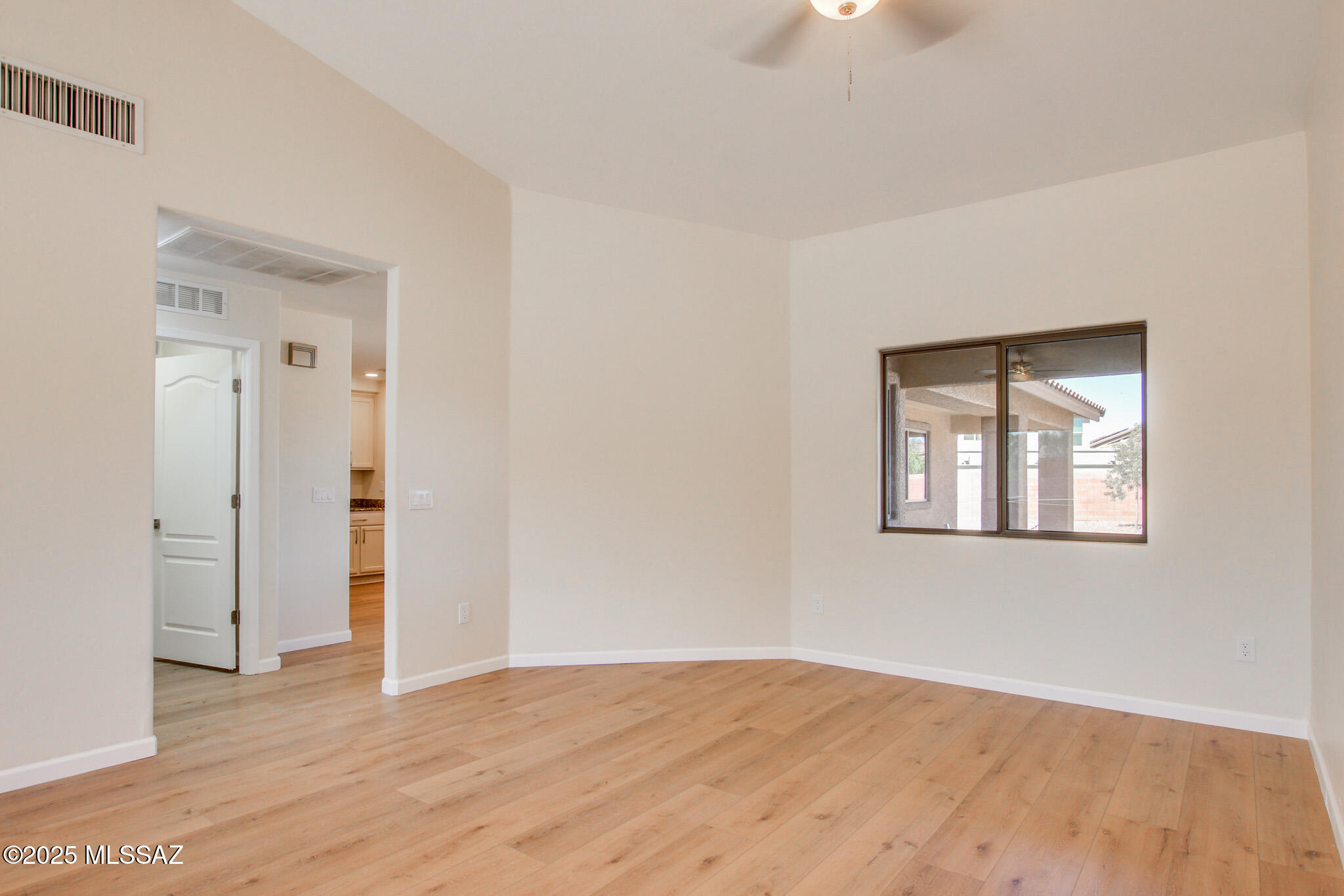 1091 E Providence Canyon Drive