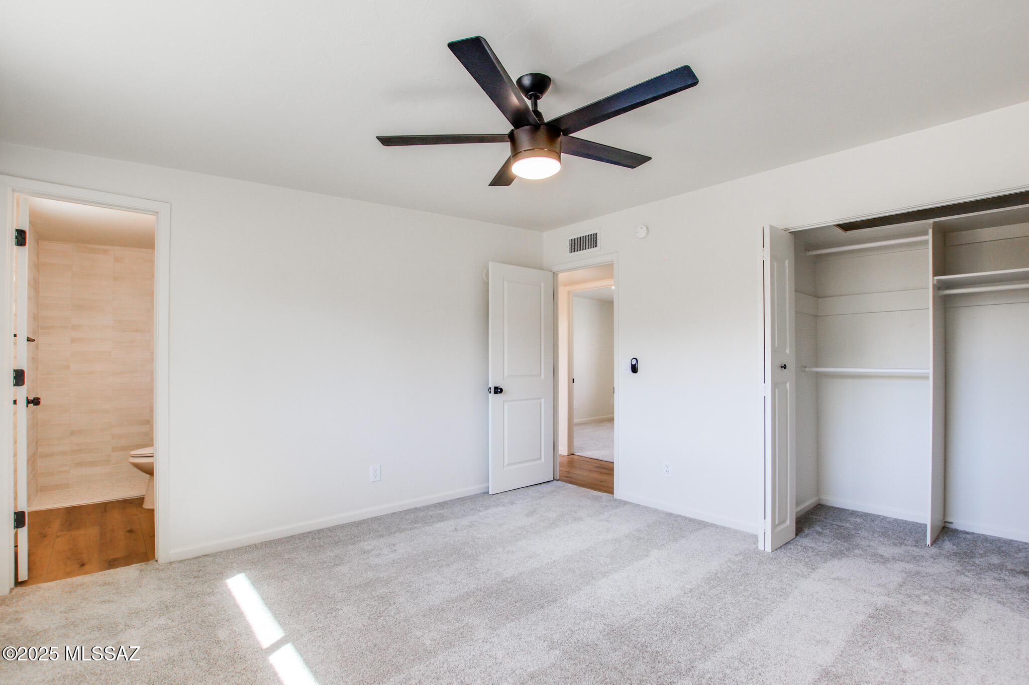 8418 E Rolling Ridge Street