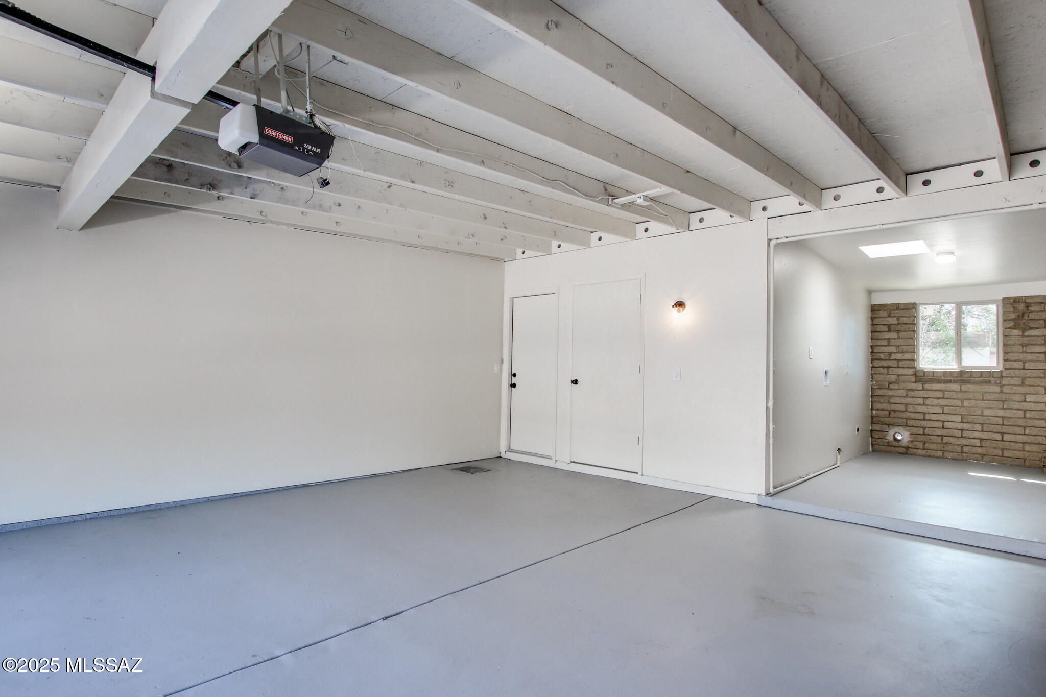 8418 E Rolling Ridge Street