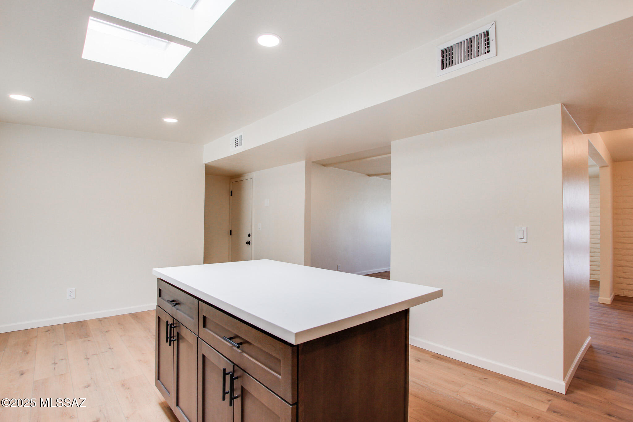 8418 E Rolling Ridge Street